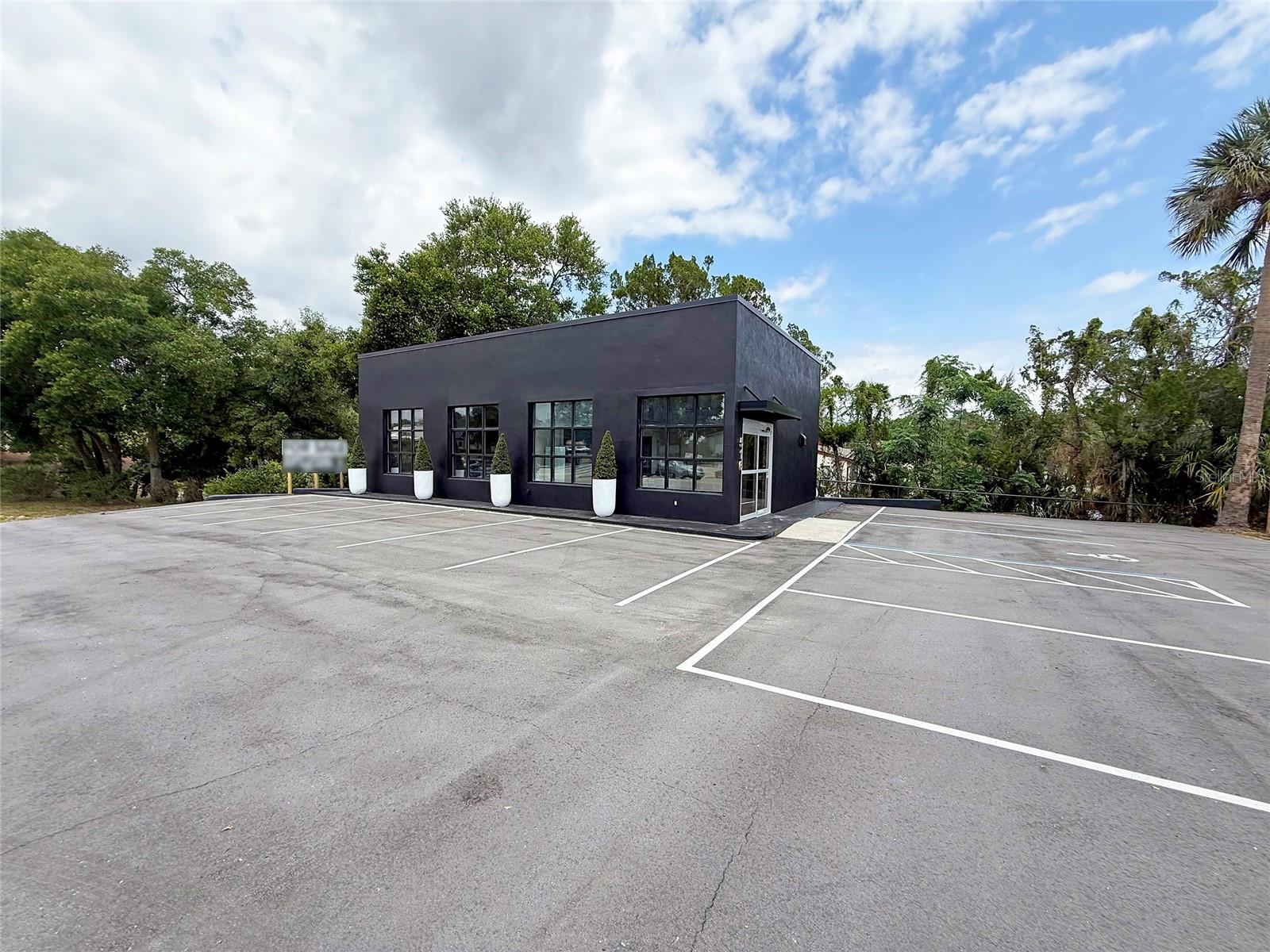516 E Highway 50 Property Photo 2