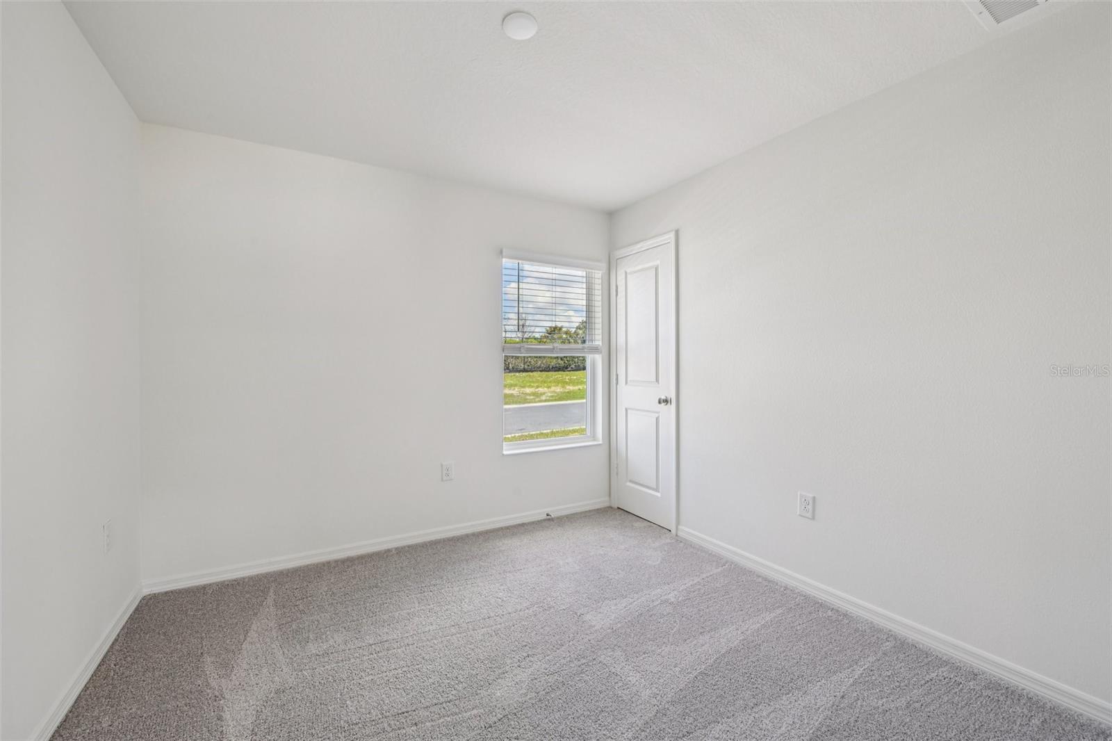 20404 Lavender Bloom Loop Property Photo 11