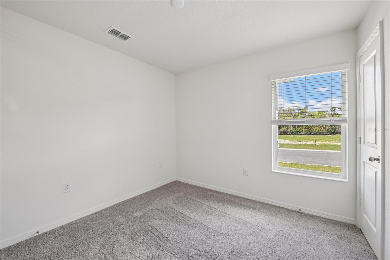 20404 Lavender Bloom Loop Property Photo 14