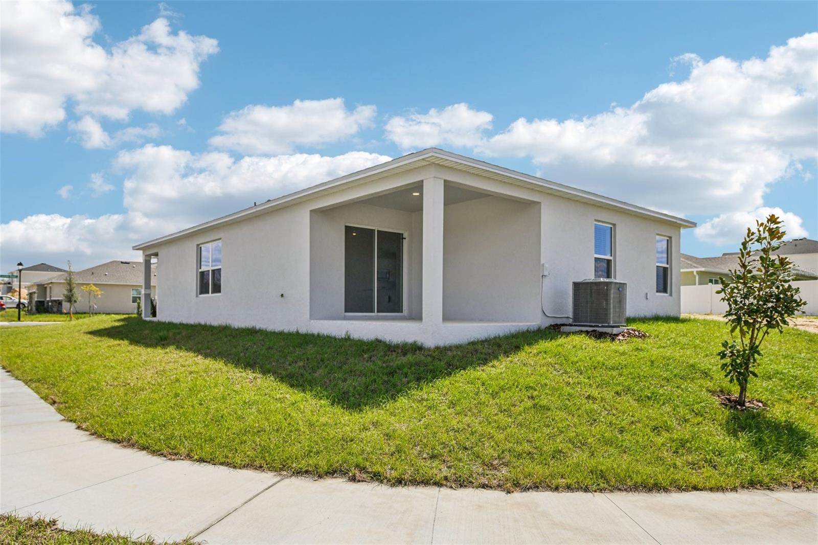 20404 Lavender Bloom Loop Property Photo 17