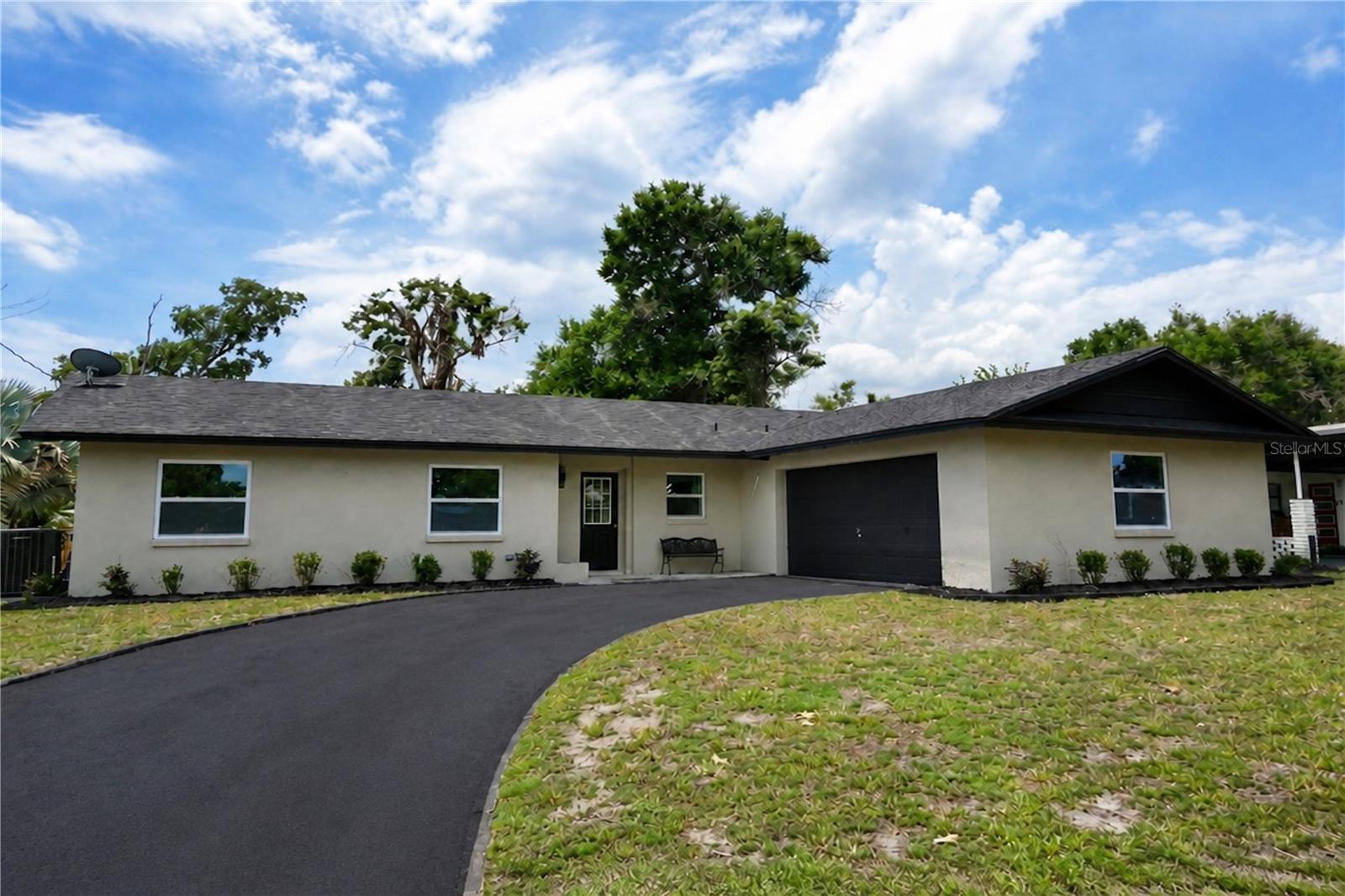 3202 Tradewinds Trl Property Photo 1