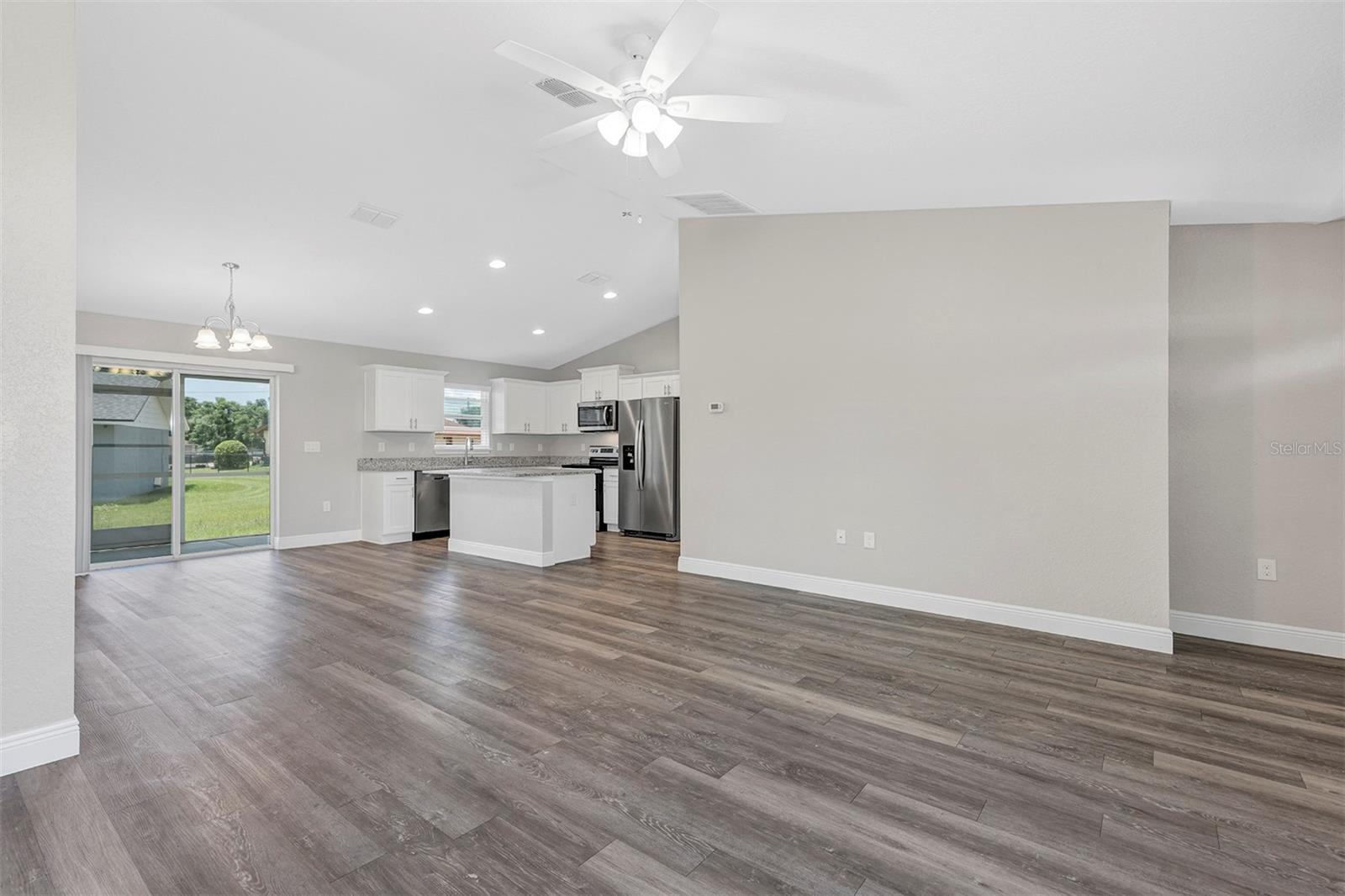 17 Cedar Tree Run Property Photo 9