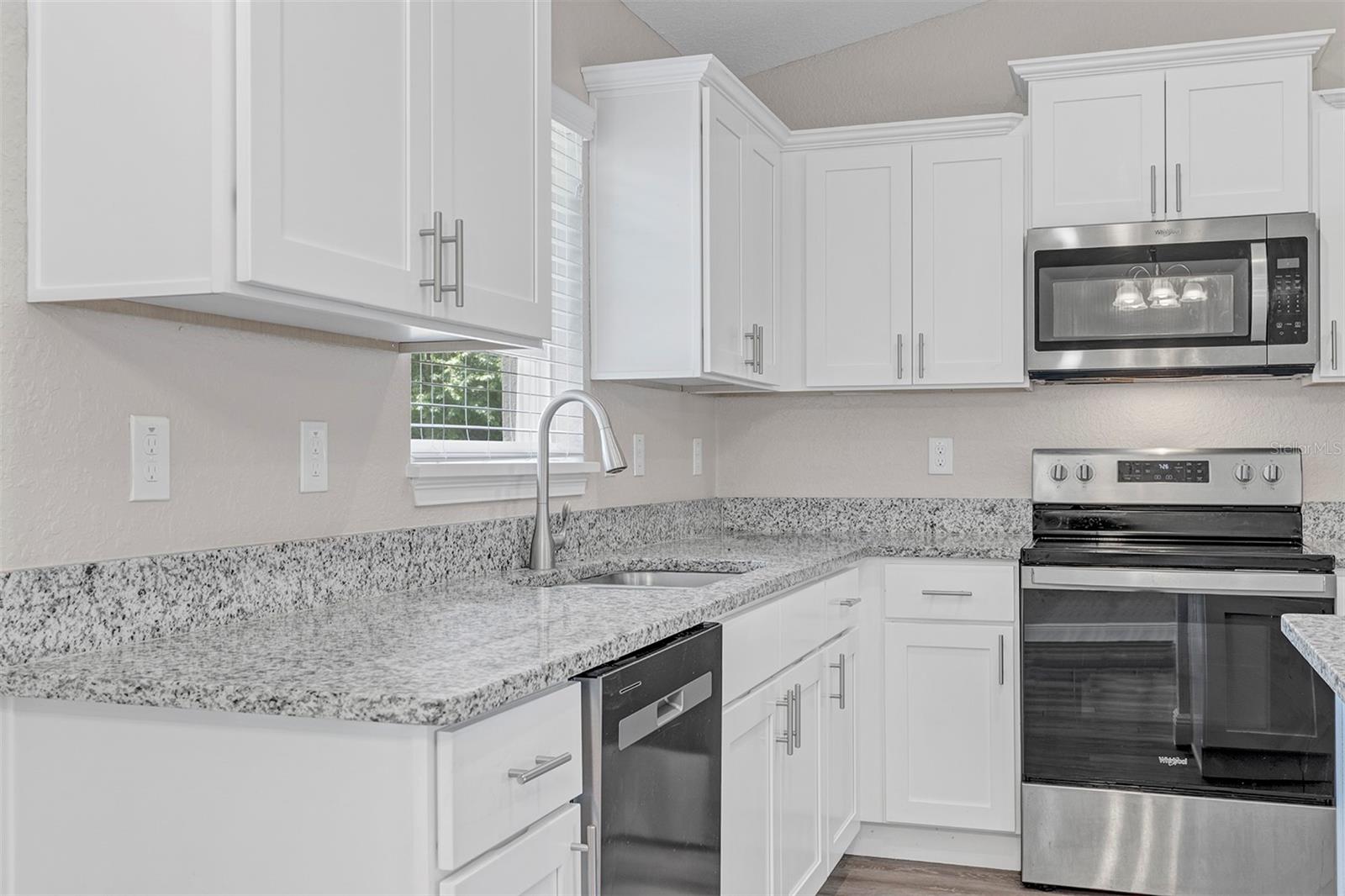 17 Cedar Tree Run Property Photo 18