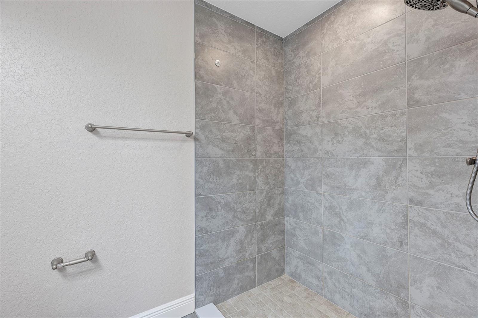17 Cedar Tree Run Property Photo 23