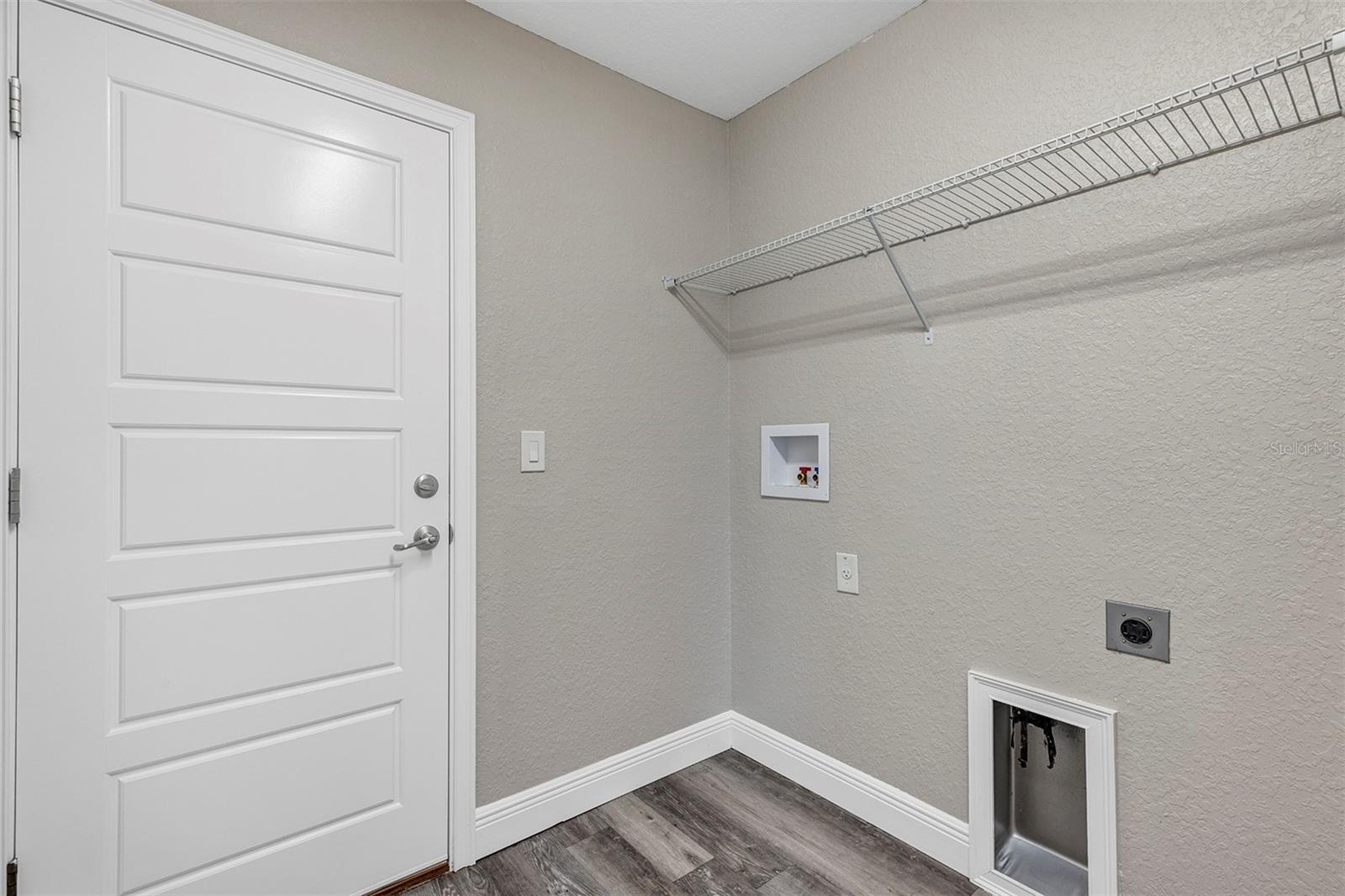17 Cedar Tree Run Property Photo 28