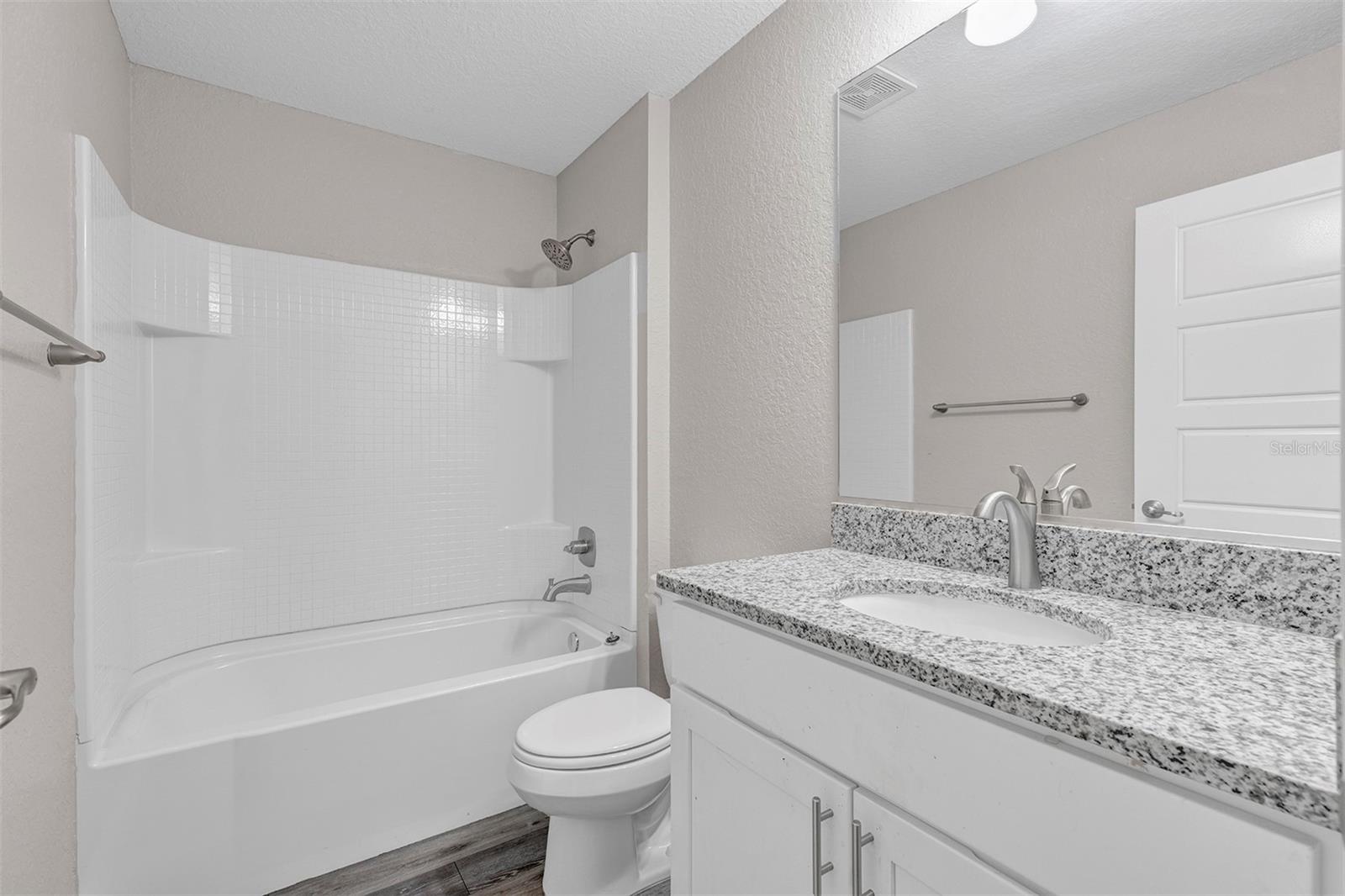 17 Cedar Tree Run Property Photo 32