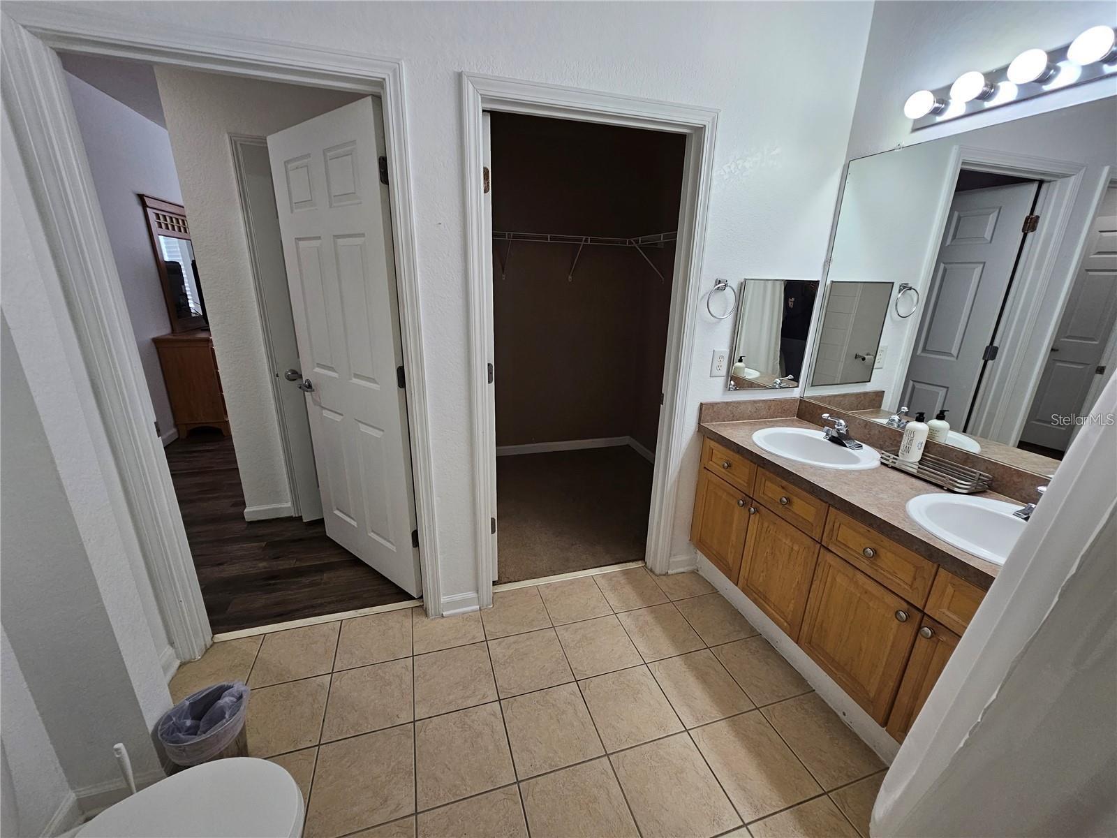 202 Terrace Ridge Cir #202 Property Photo 4