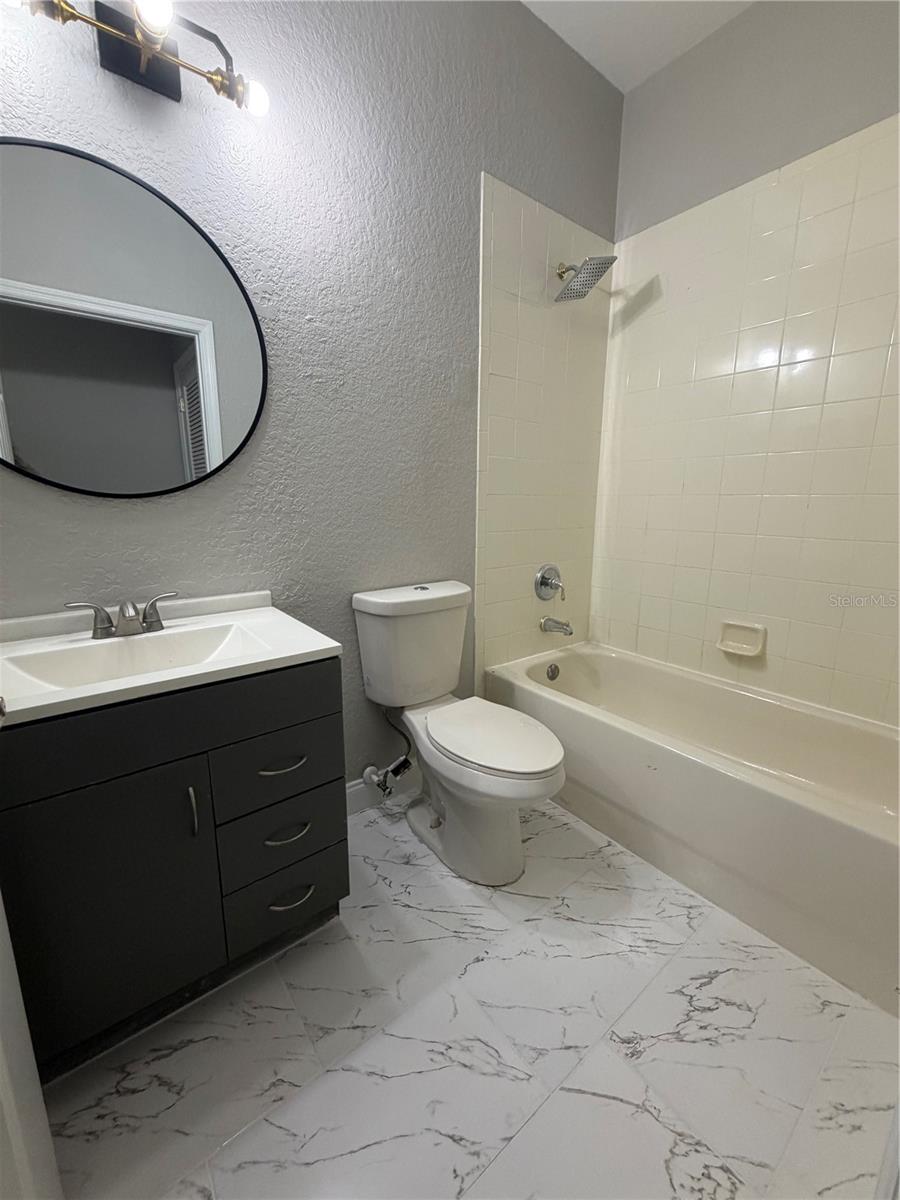 3001 Laurel Run Ln #104 Property Photo 12