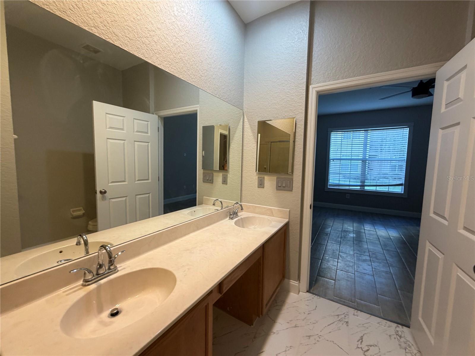 3001 Laurel Run Ln #104 Property Photo 20