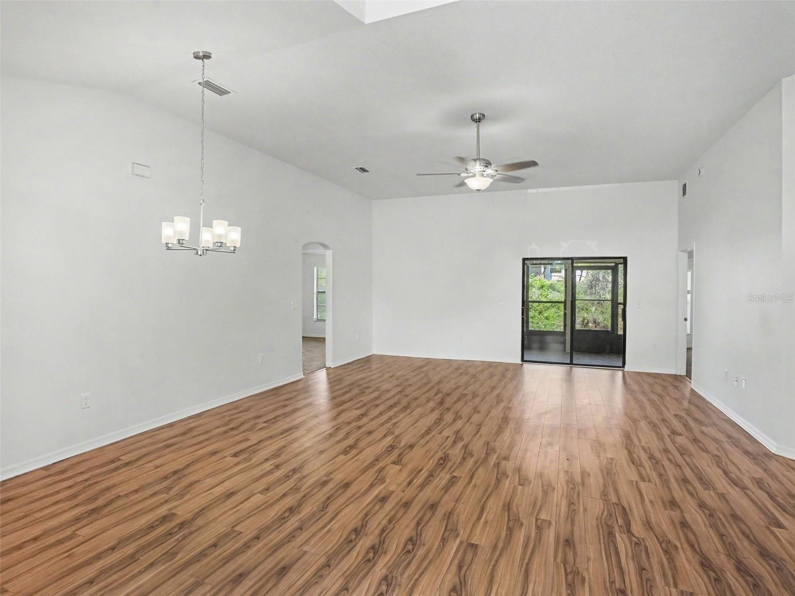4750 Abaco Dr Property Photo 4