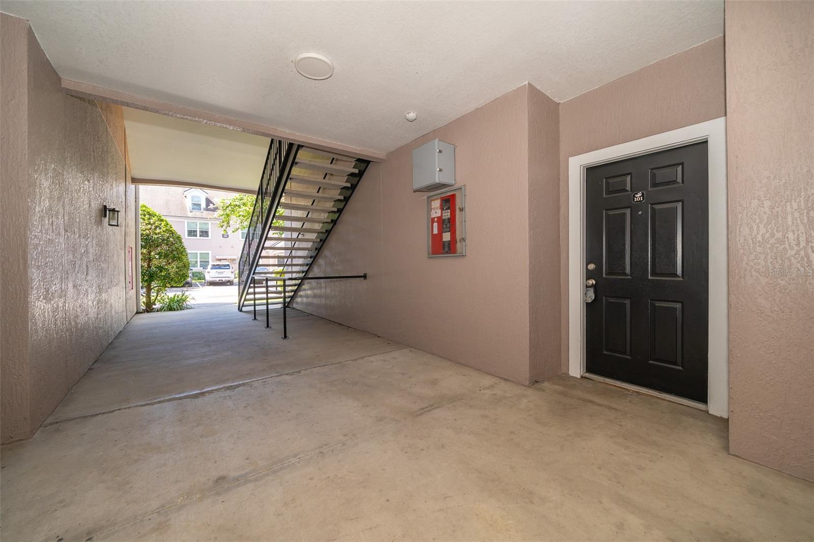 6663 Queens Borough Ave #101 Property Photo 3