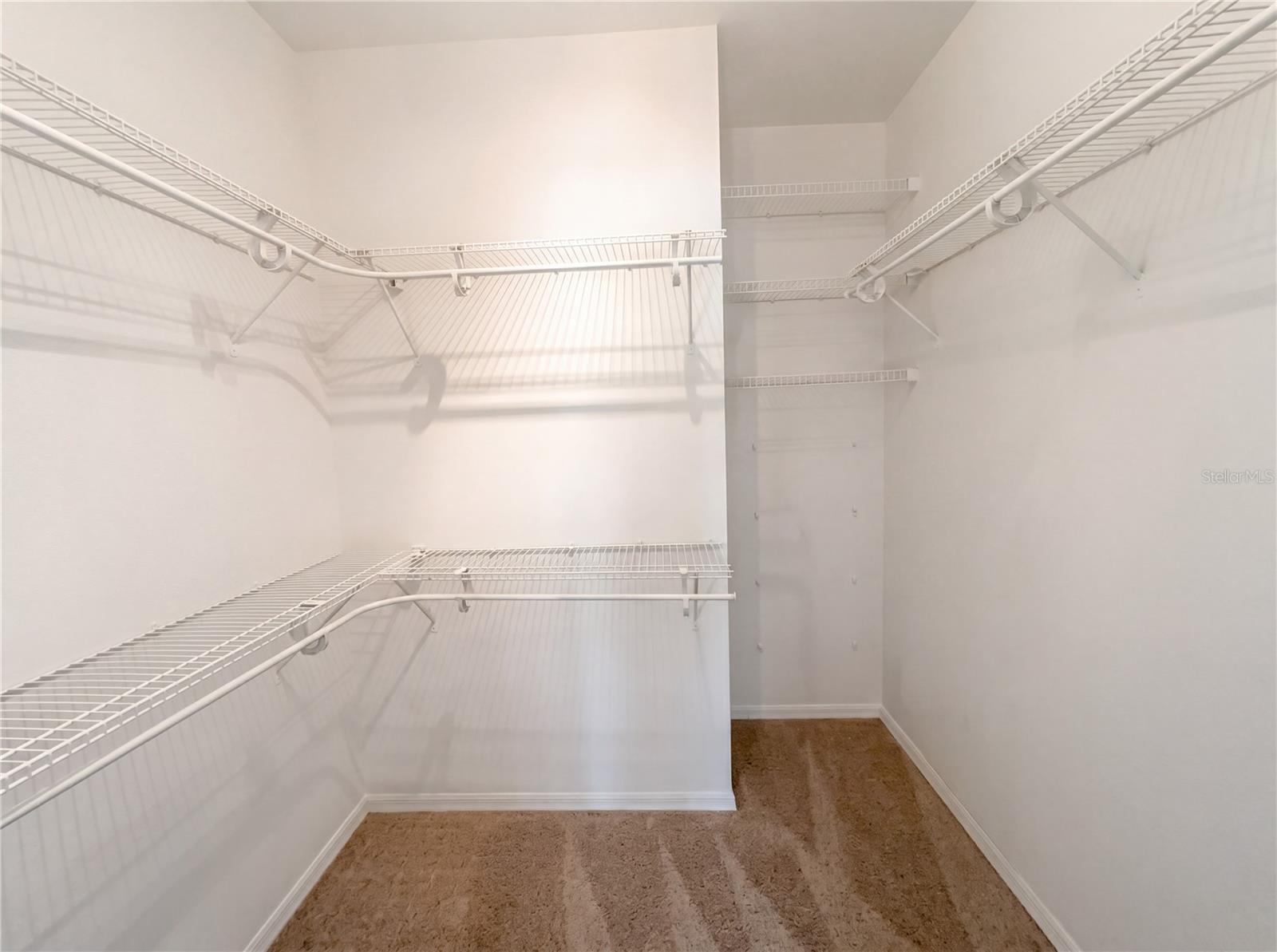 4241 Settlers Ct Property Photo 20
