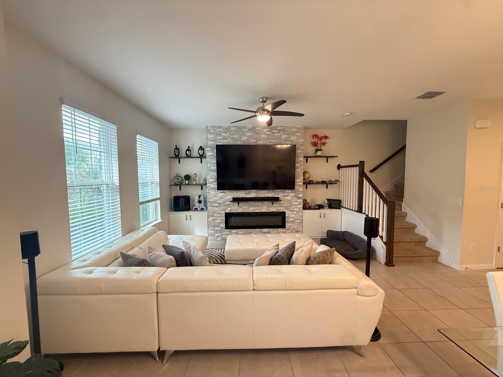 8866 Herencia Aly Property Photo 10