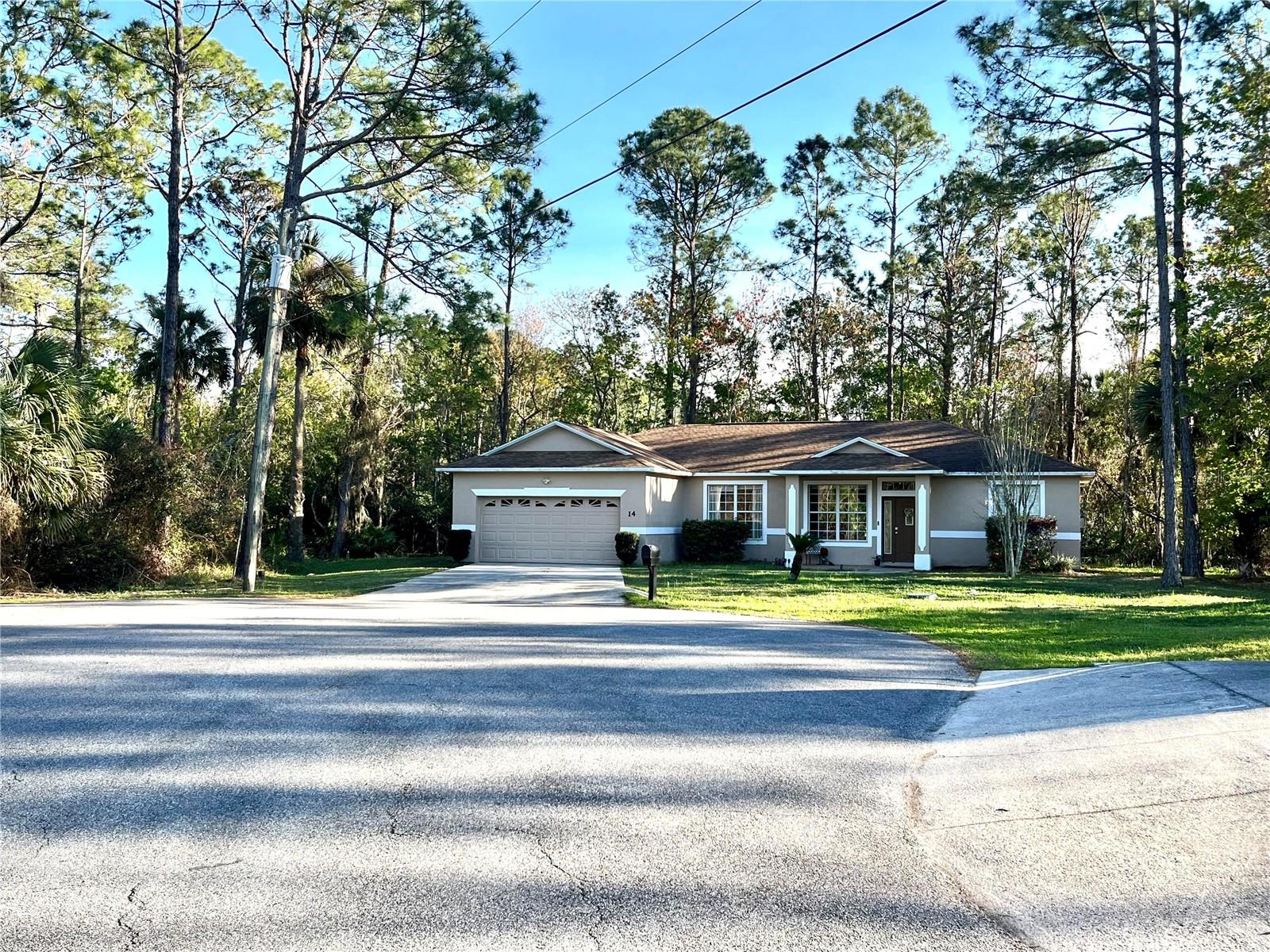 14 Squash Blossom Ct Property Photo 2