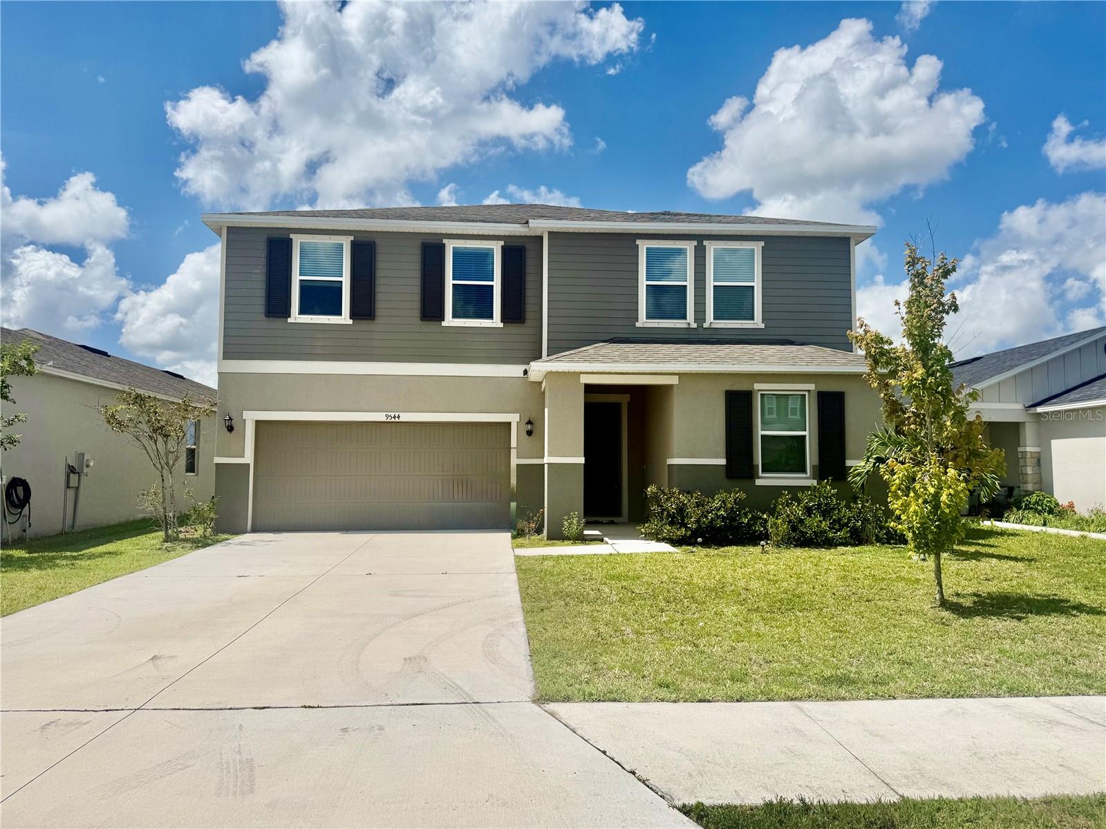 9544 Sandy Bluffs Cir Property Photo 1