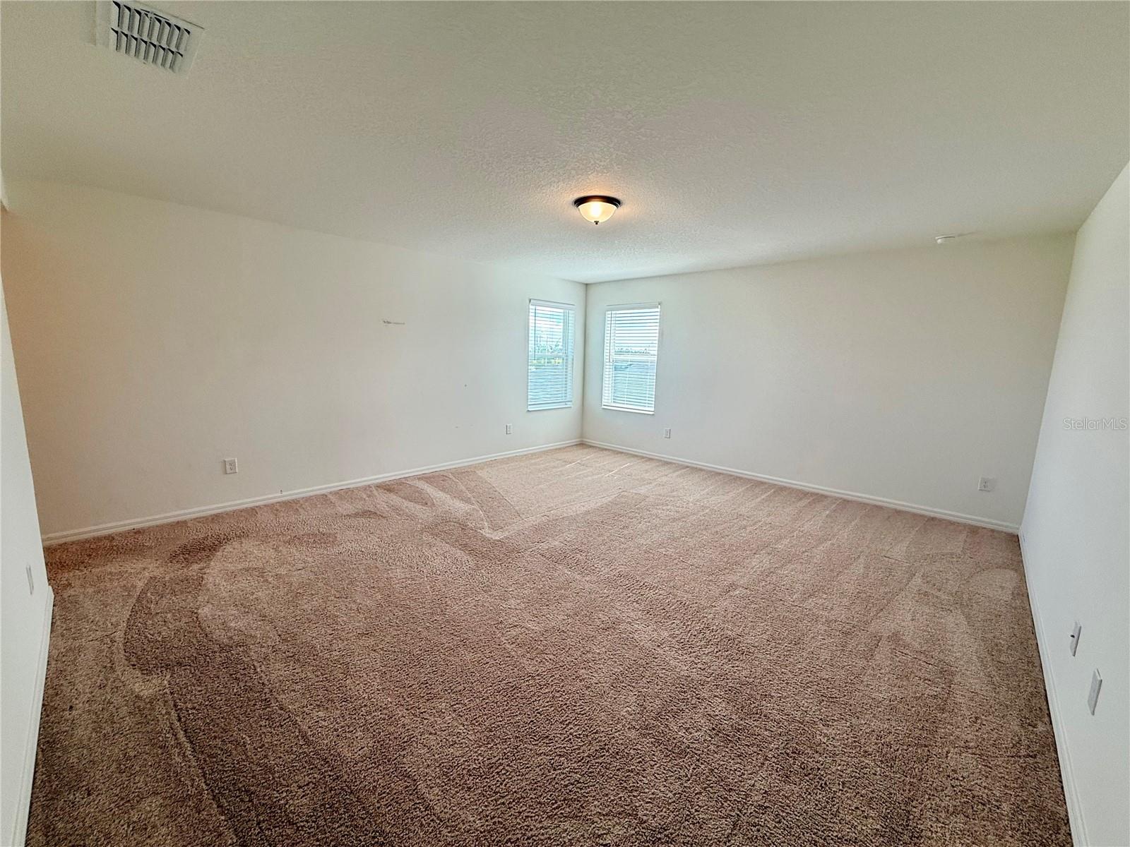 9544 Sandy Bluffs Cir Property Photo 14