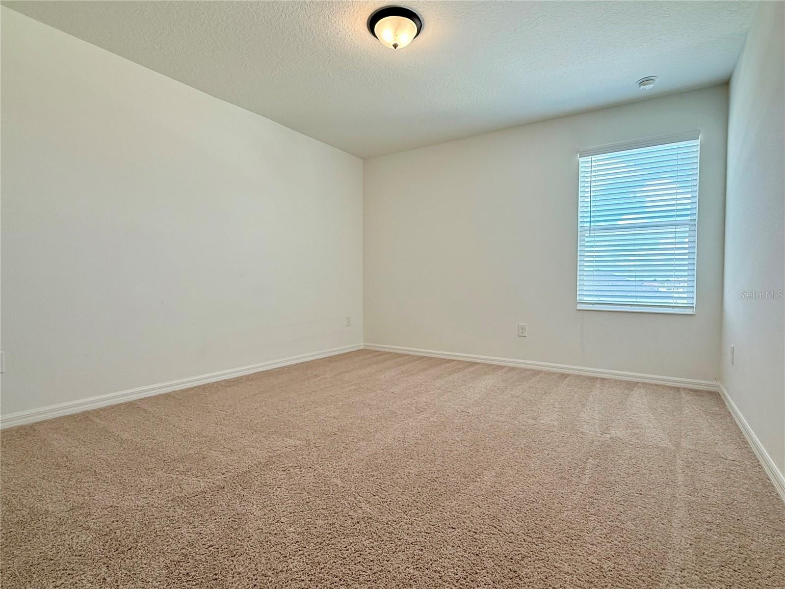 9544 Sandy Bluffs Cir Property Photo 27