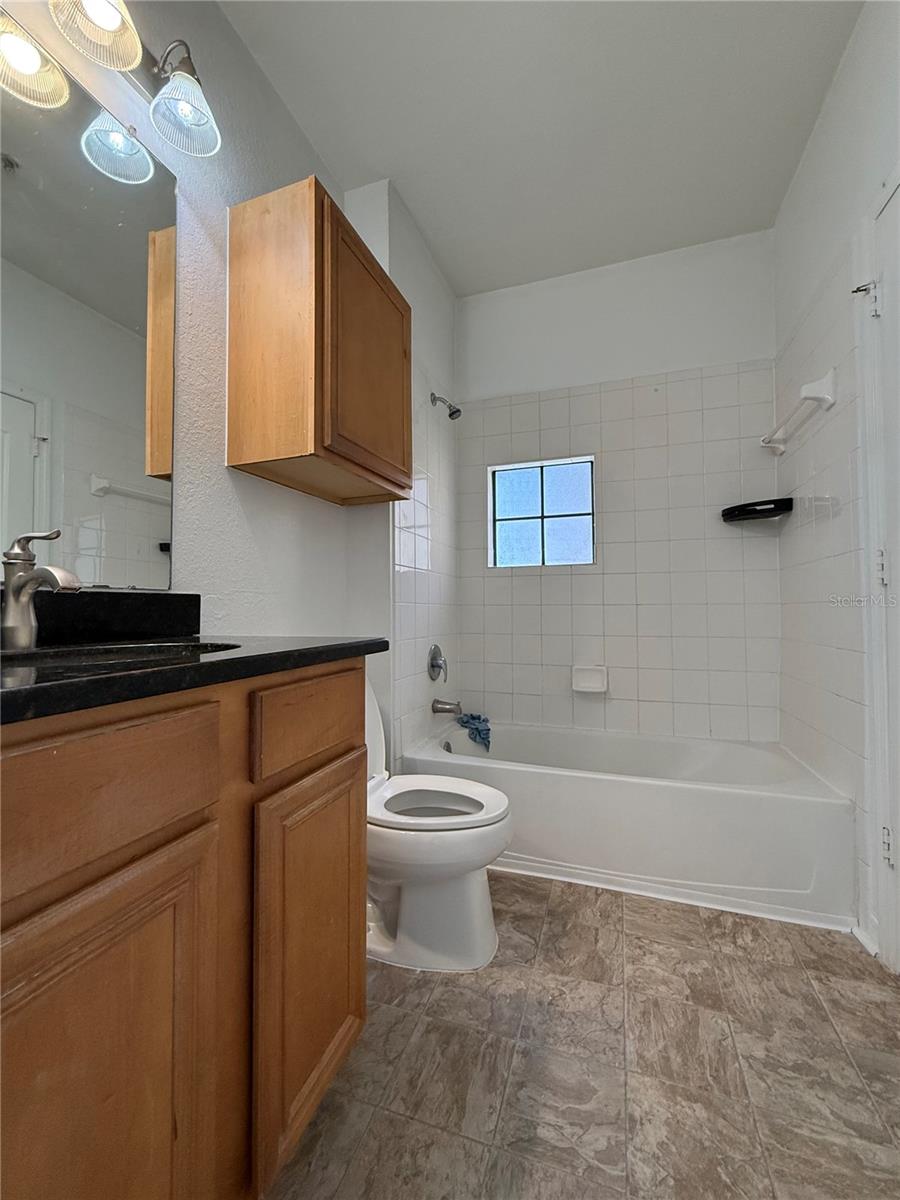 6121 Metrowest Blvd #101 Property Photo 14