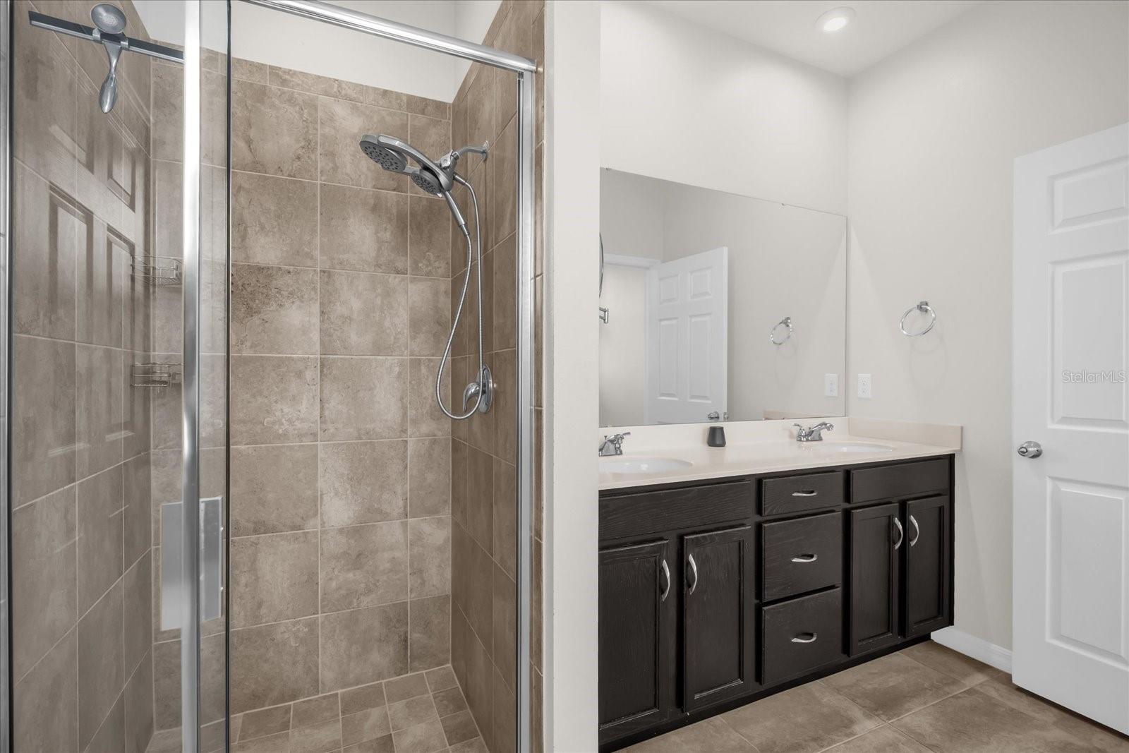 2444 Varenna Loop Property Photo 12