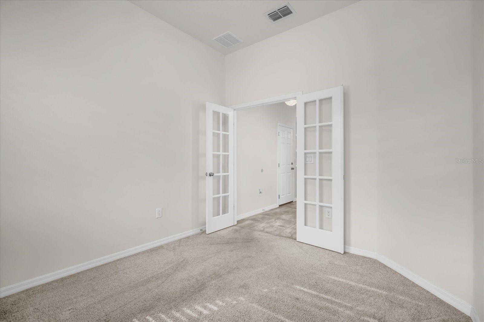 2444 Varenna Loop Property Photo 15