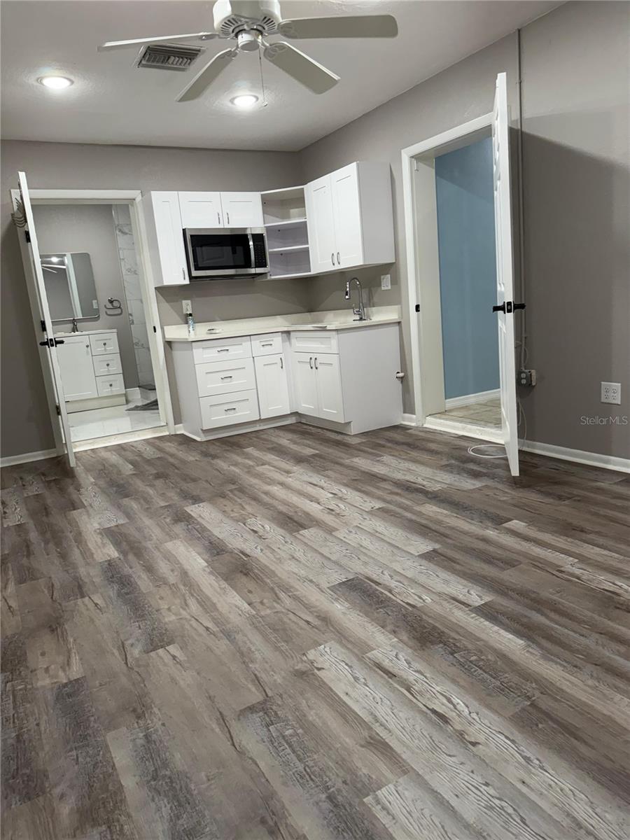 5950 High St Property Photo 14