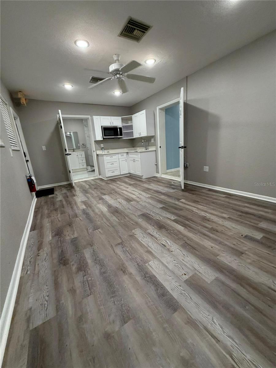 5950 High St Property Photo 15