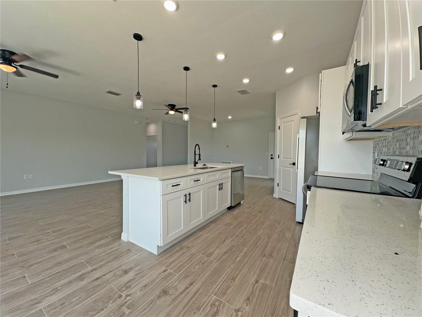 13558 Jeronimo Ln Property Photo 8