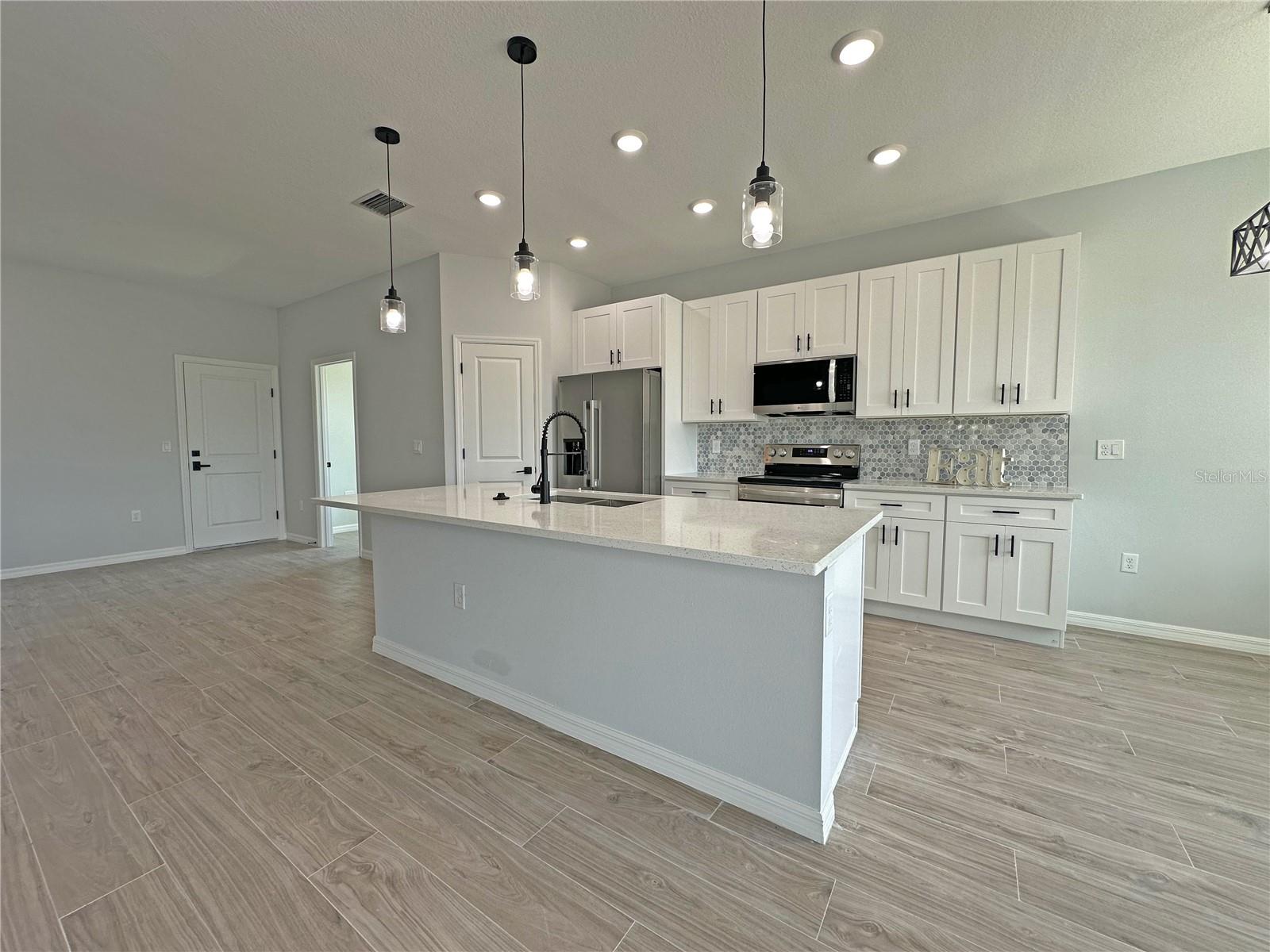 13558 Jeronimo Ln Property Photo 9
