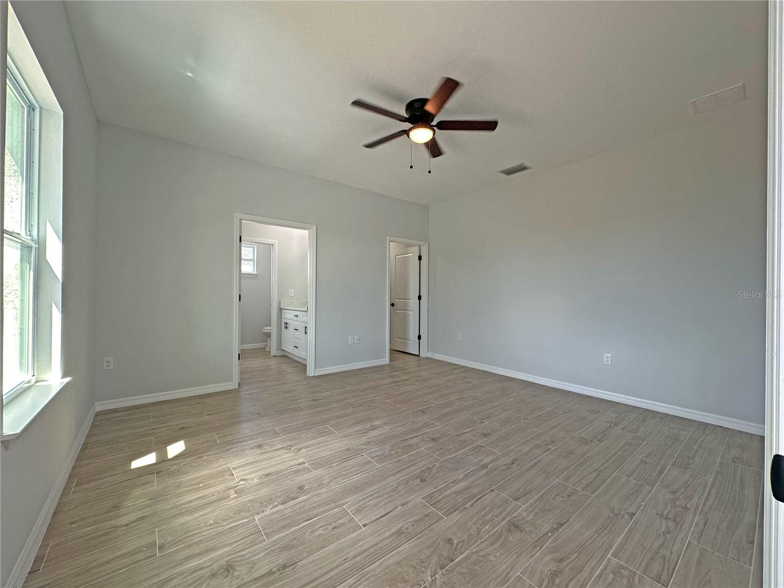 13558 Jeronimo Ln Property Photo 12