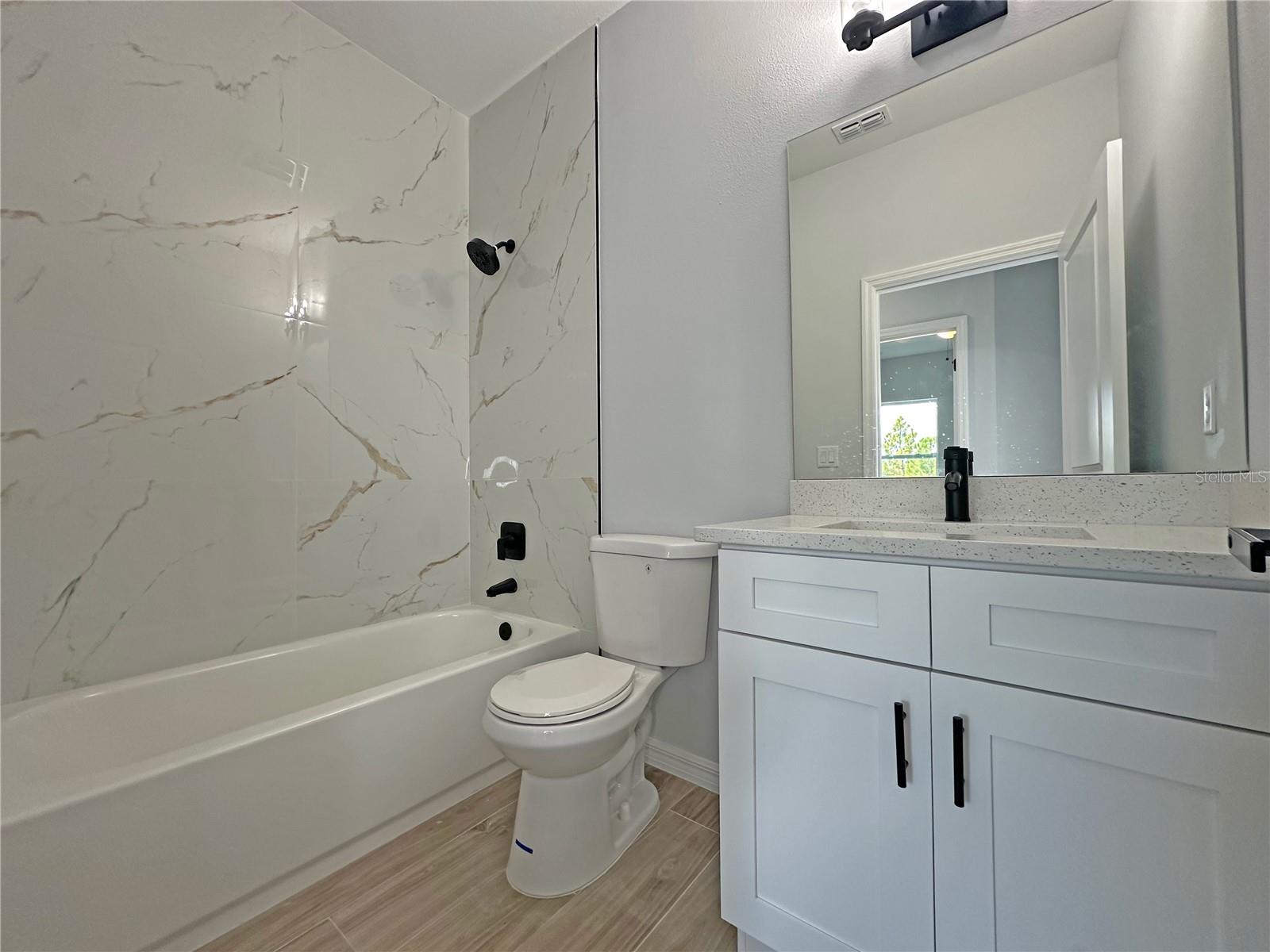 13558 Jeronimo Ln Property Photo 19