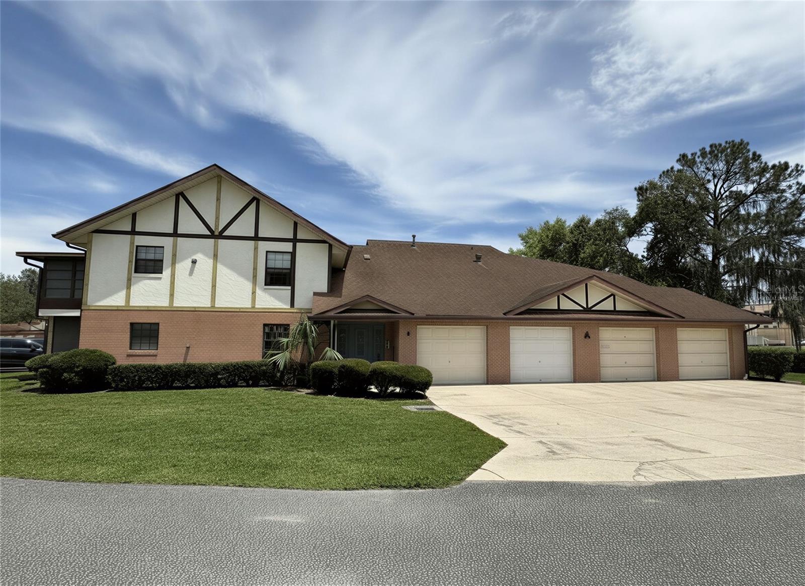 100 E Oak Terrace Dr #a2 Property Photo 1