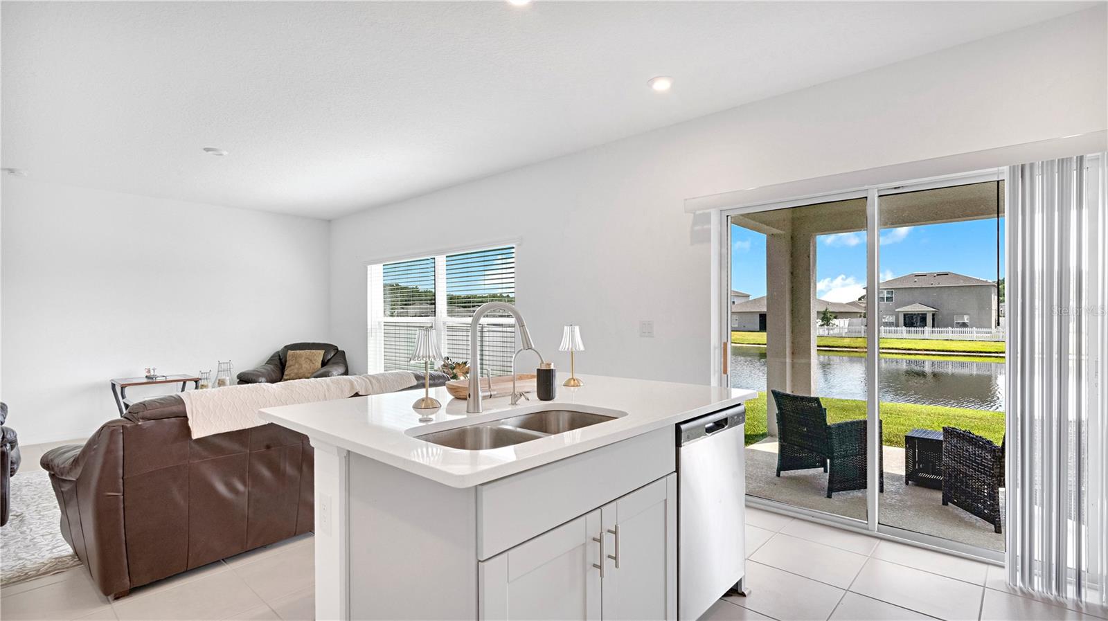 285 White Heron Way Property Photo 8