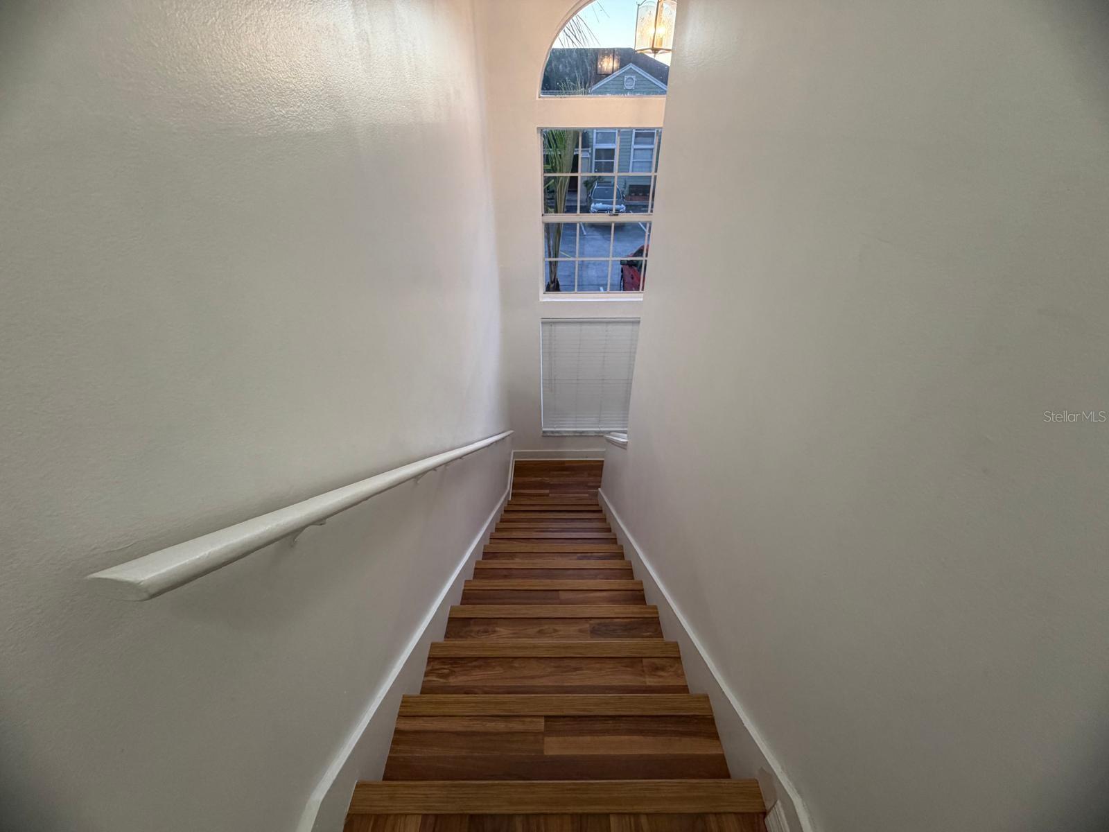 O6407744 Property Photo 20