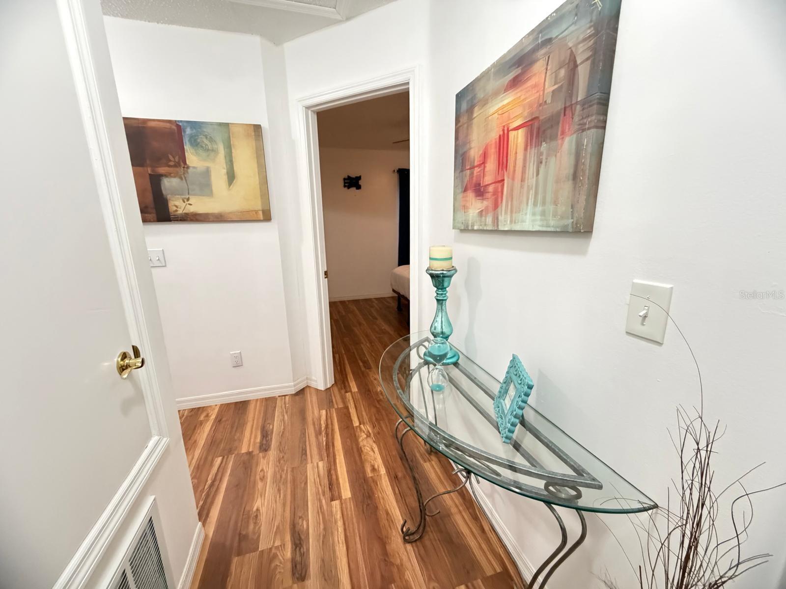 O6407744 Property Photo 23