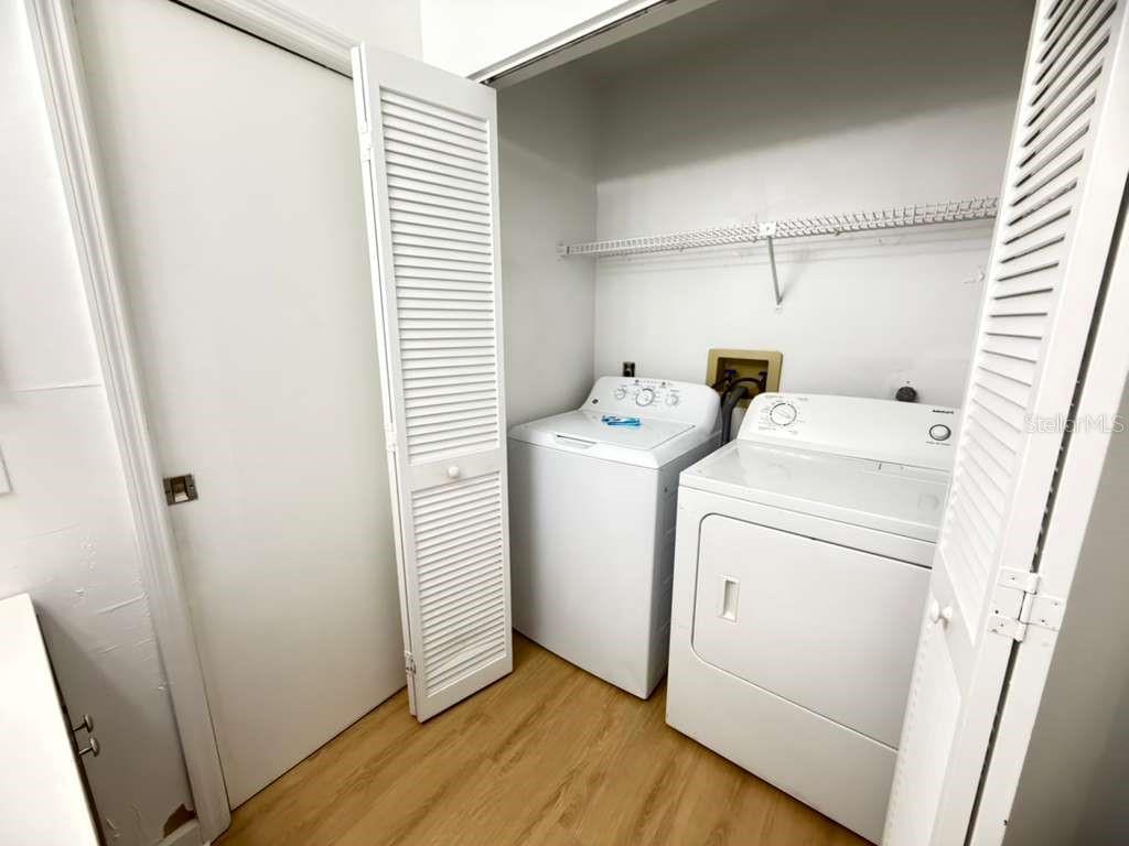 O6407744 Property Photo 51
