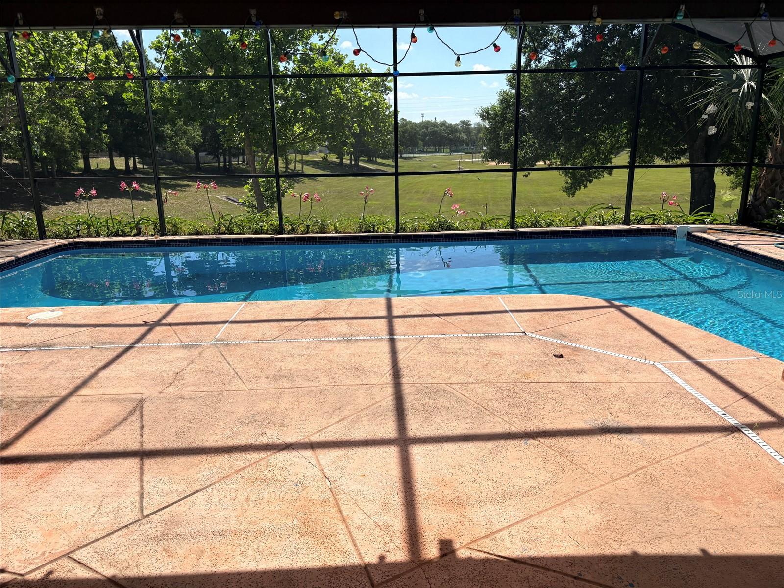 1105 Indian Ridge Trl E Property Photo 2