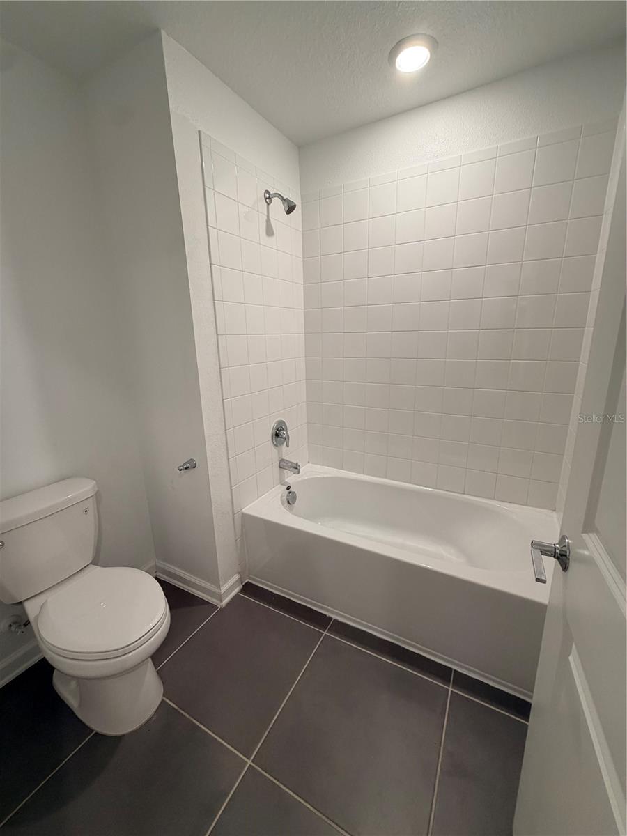 926 Jackson Ave Property Photo 25