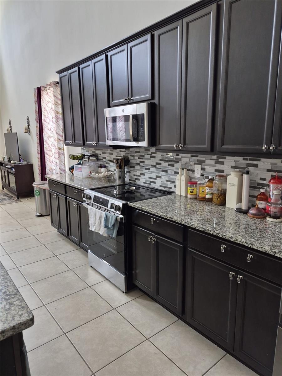 1482 Flatwood St Property Photo 9