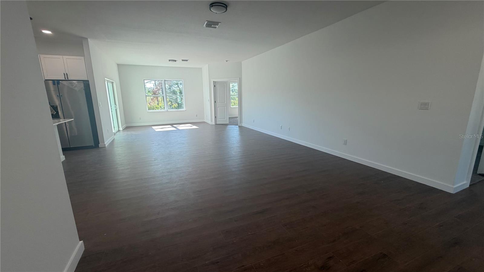 319 Spaulding St Property Photo 2