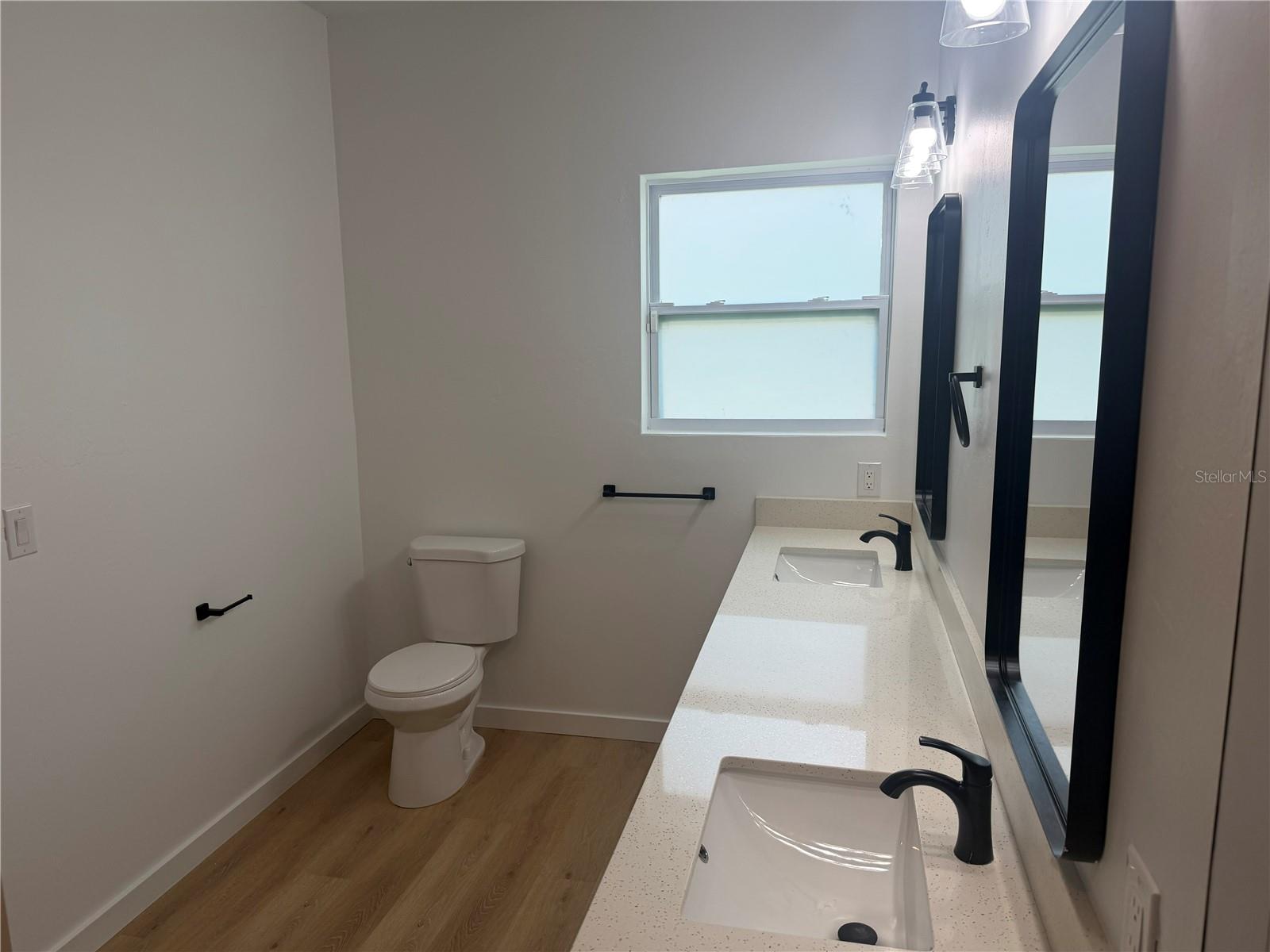 319 Spaulding St Property Photo 29