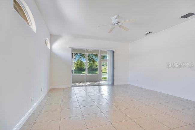 208 Lamonte Point Ct Property Photo 8