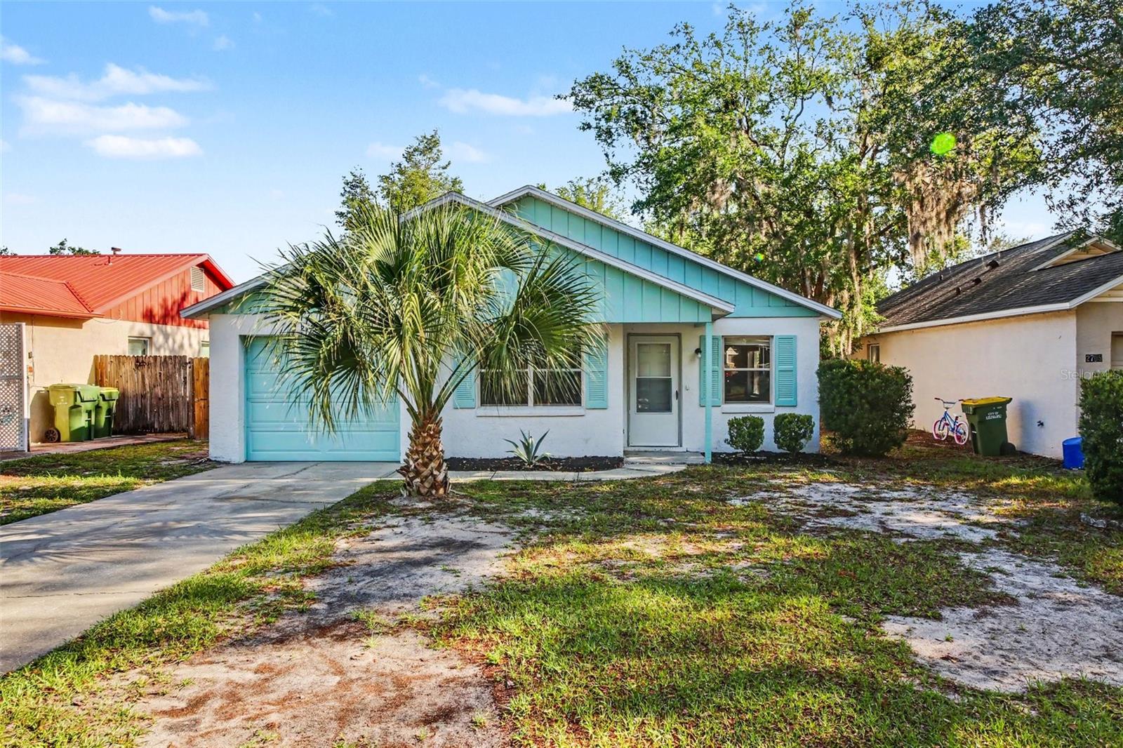 2710 LORRAINE DR