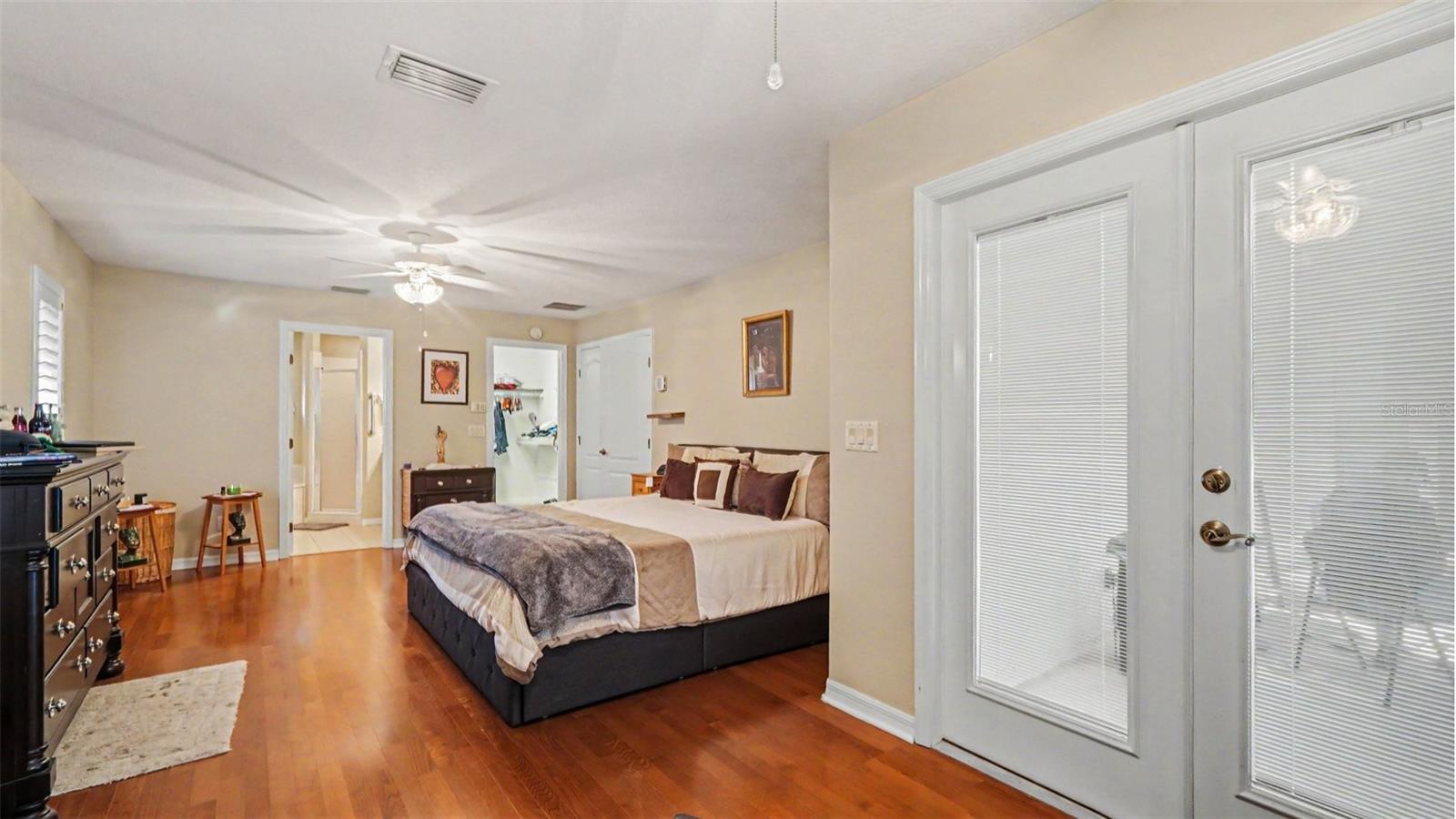 6607 Se 11th Loop Property Photo 14