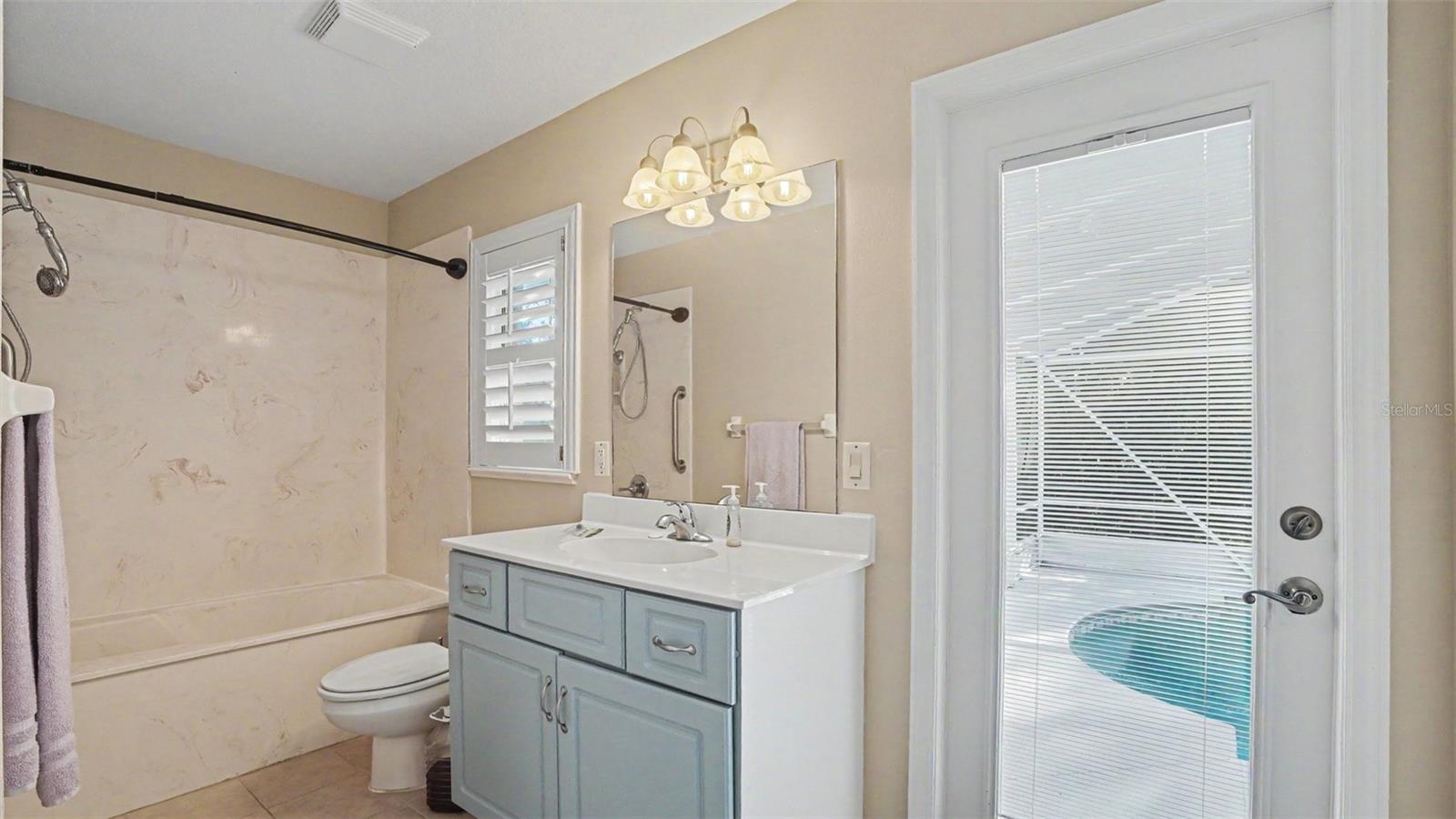 6607 Se 11th Loop Property Photo 22