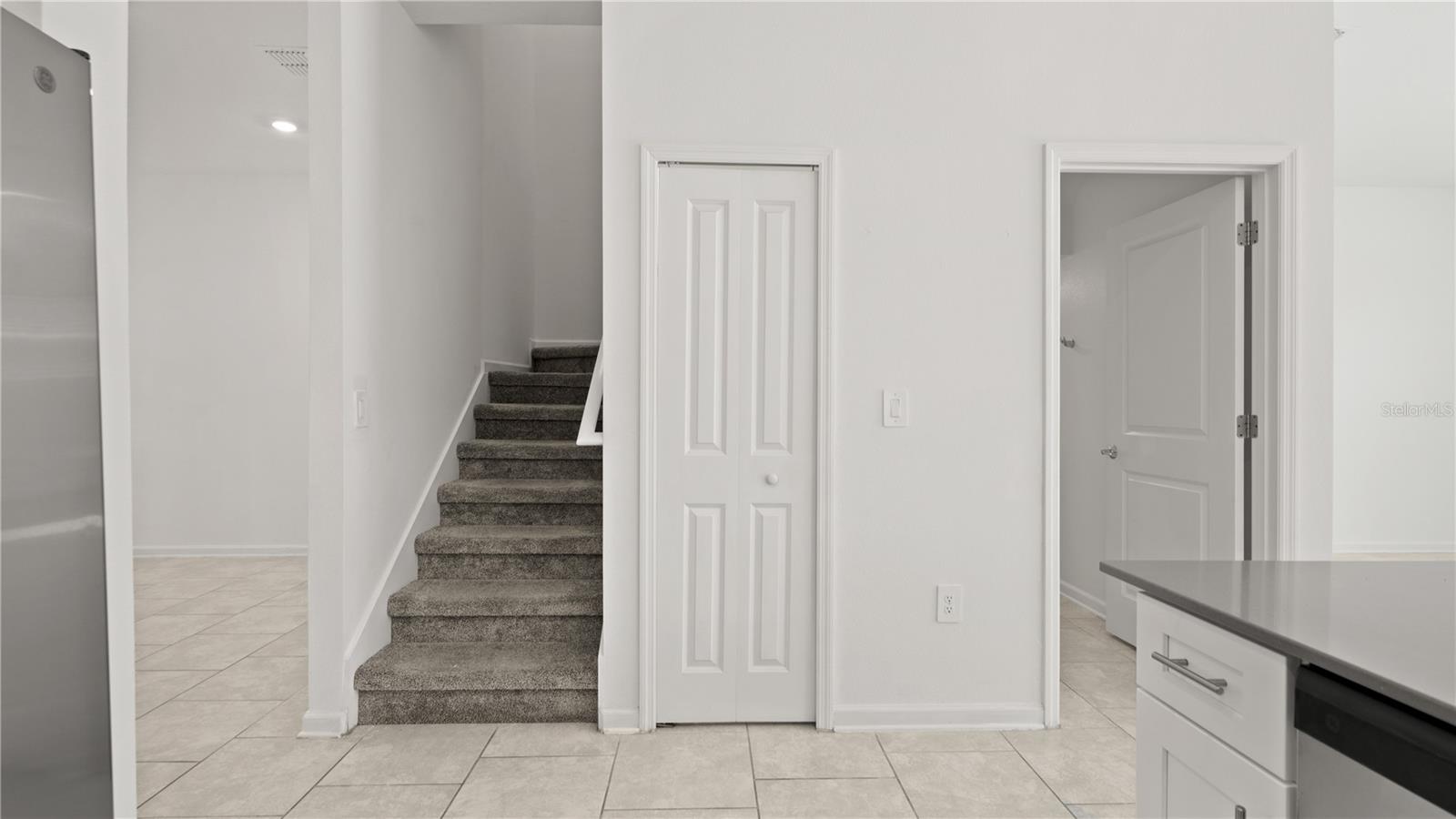 7428 Stone Creek Trl Property Photo 7