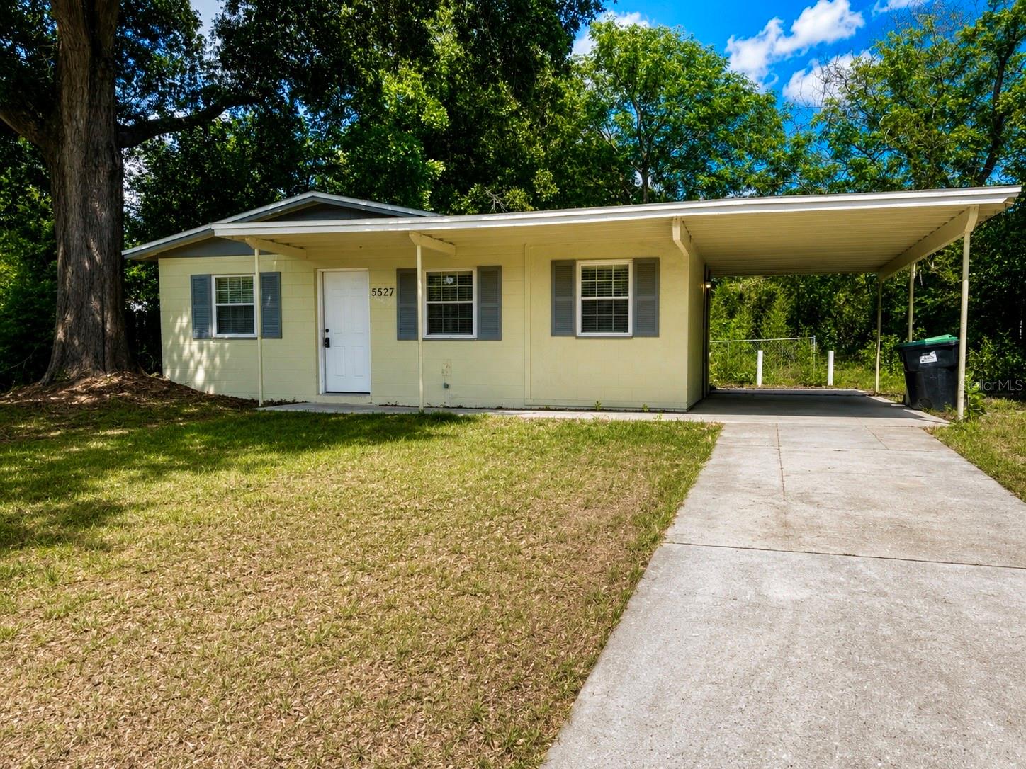 5527 Bryson Dr Property Photo 1