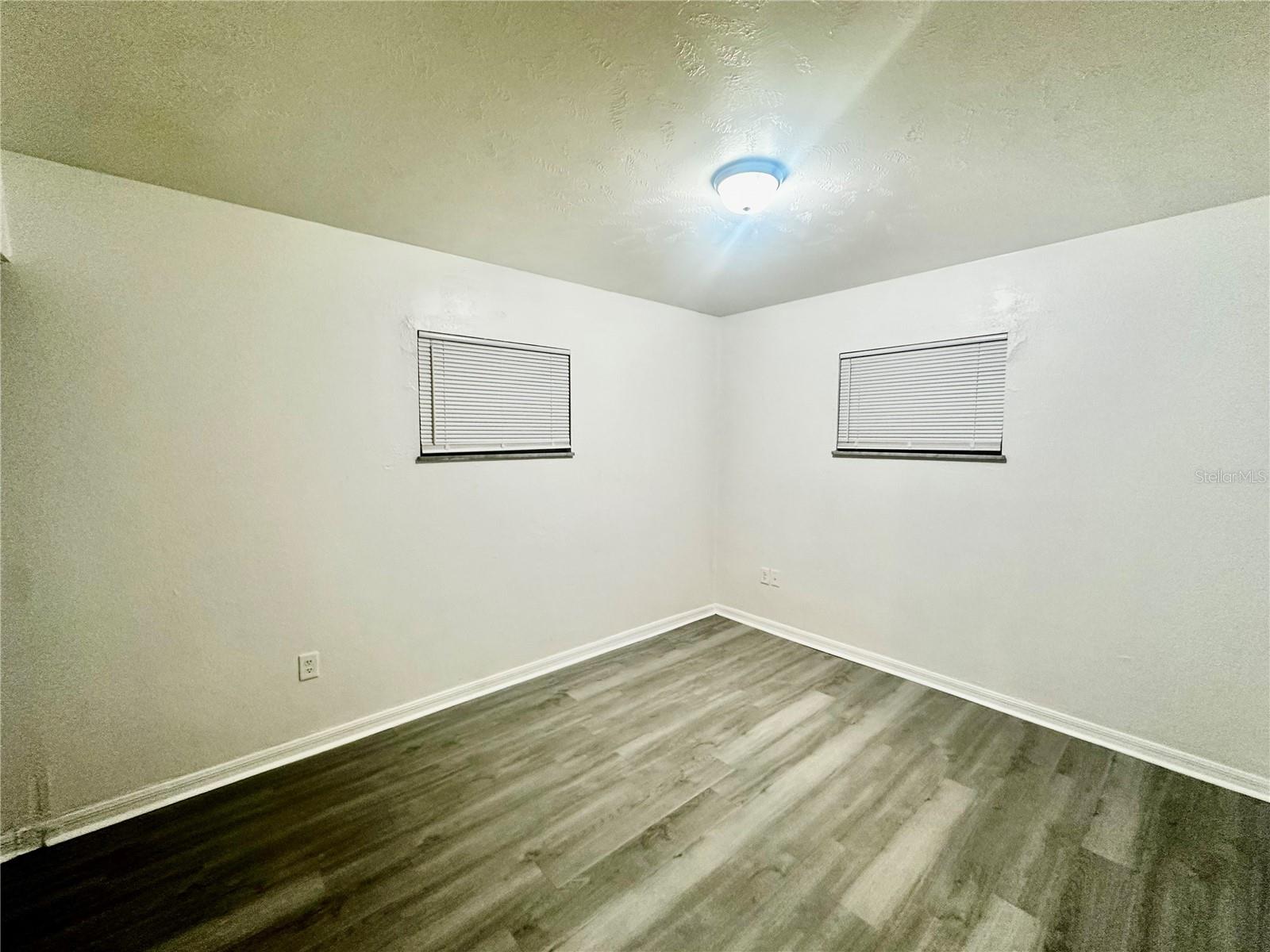 5527 Bryson Dr Property Photo 12
