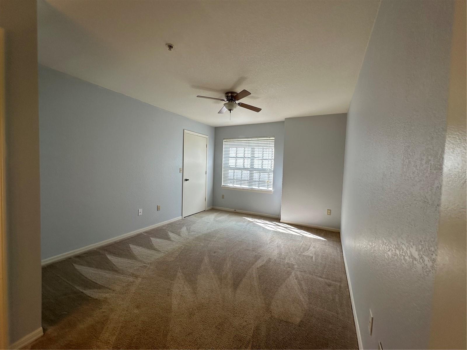 7270 Westpointe Blvd #916 Property Photo 4