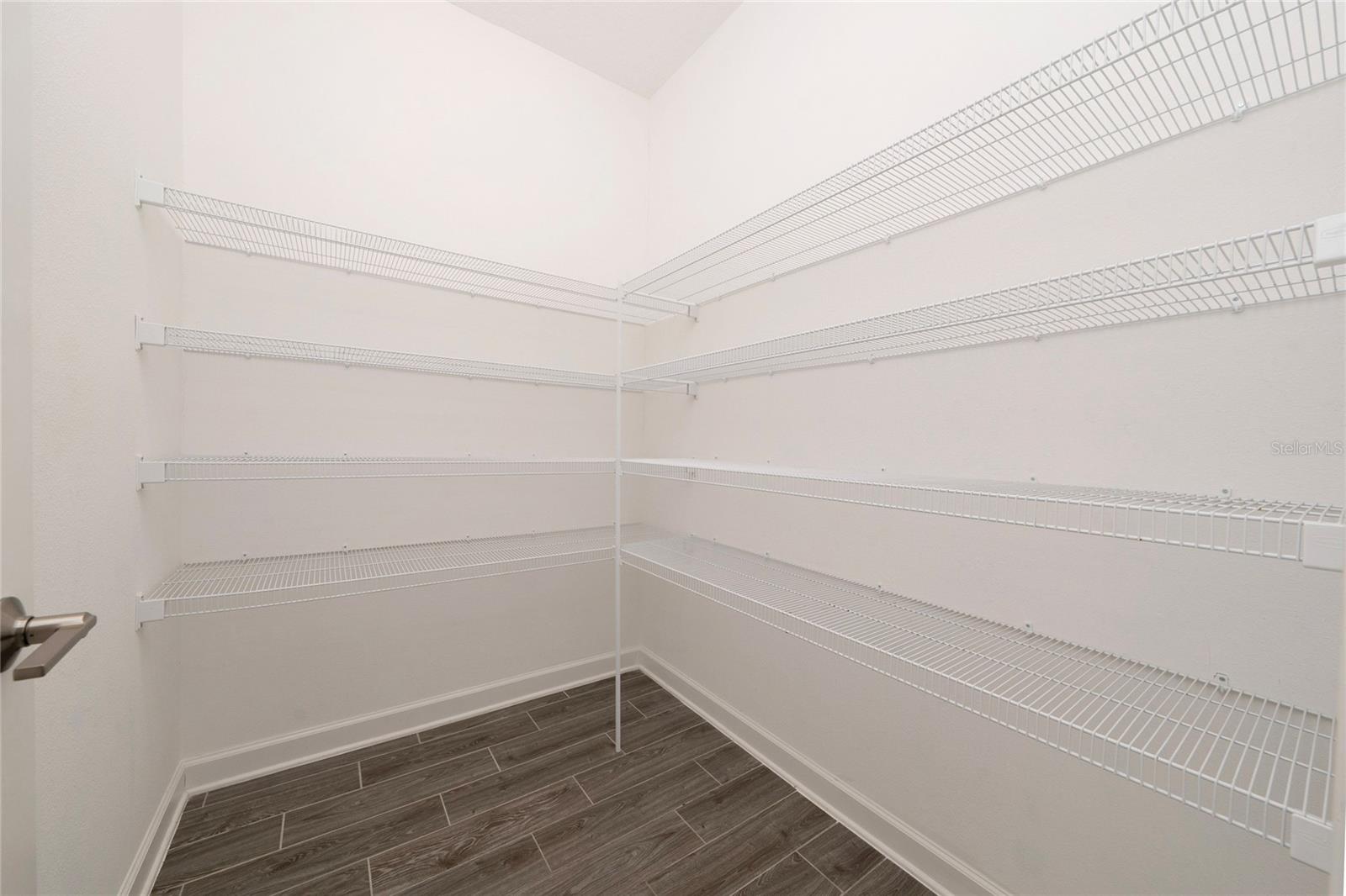 12066 Grammar Ln Property Photo 8