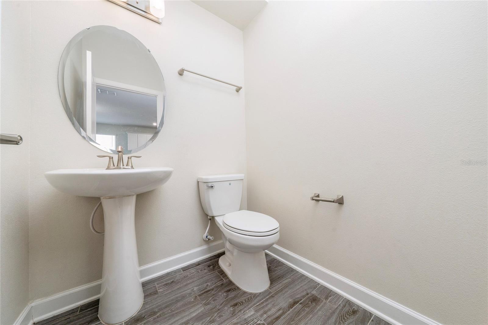 12066 Grammar Ln Property Photo 11